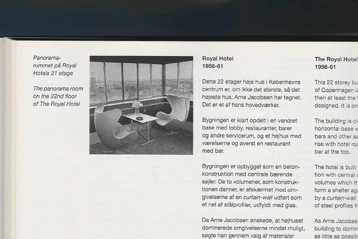Milieu du XXe siècle Table rare de l'hôtel SAS Royal, Arne Jacobsen, 1958 en vente