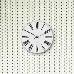Orologio da parete "Roman" di Arne Jacobsen, bianco, Ø 6,3 in
