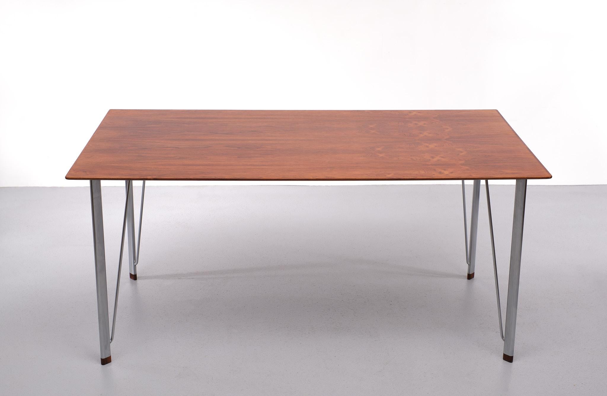 Arne Jacobsen Rosewood  writing  table  1950s  Denmark  3