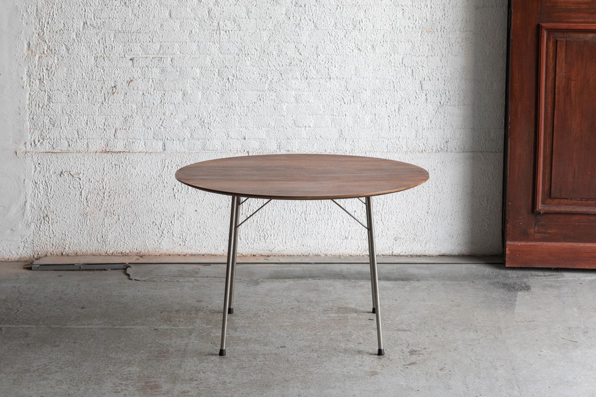 Arne Jacobsen Round Dining Table ‘Model 3600’ for Fritz Hansen, Denmark, 1950's 8