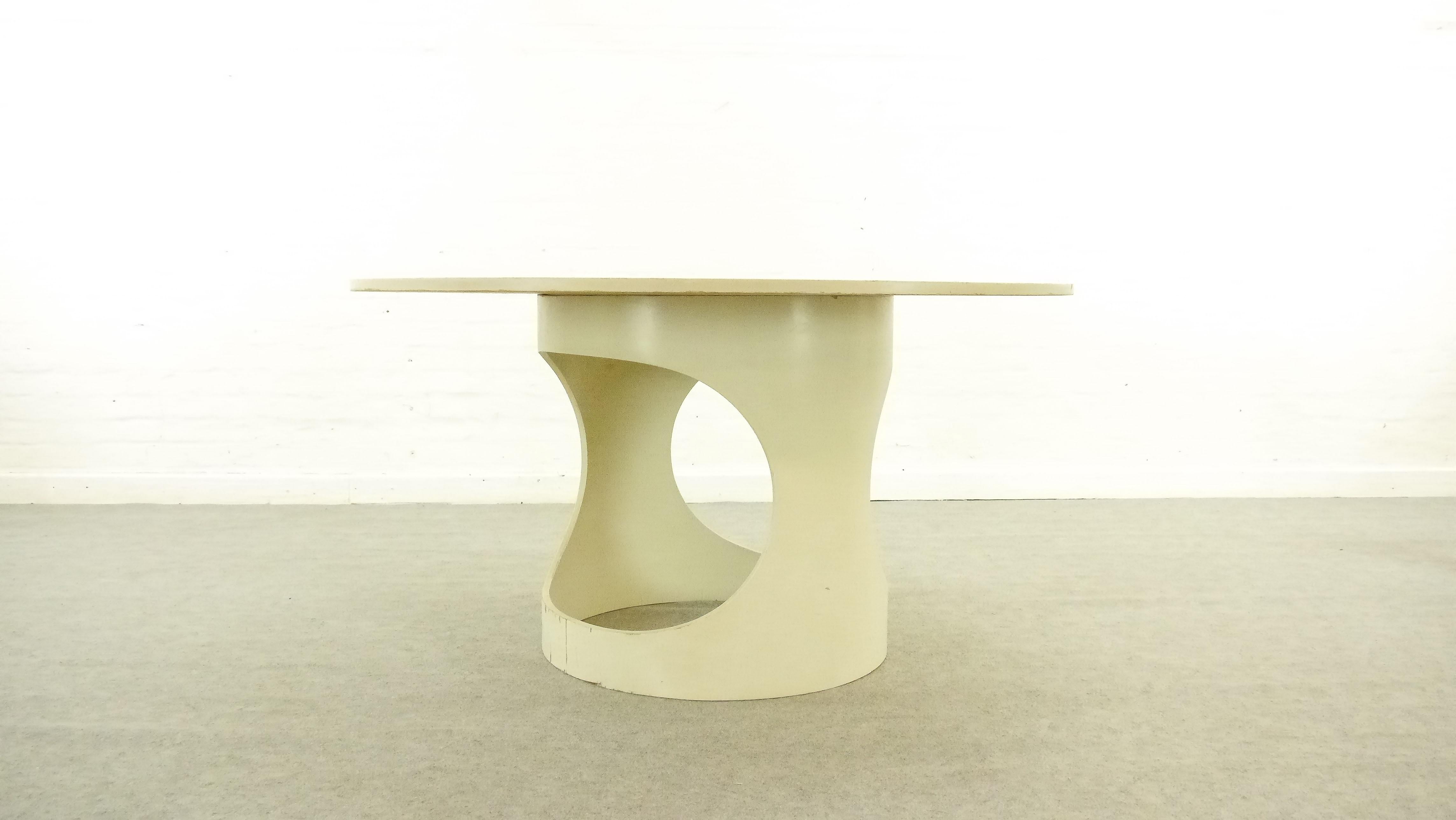 Arne Jacobsen Round White Pre-Pop Dining Table by ASKO, Finland circa 1968 8