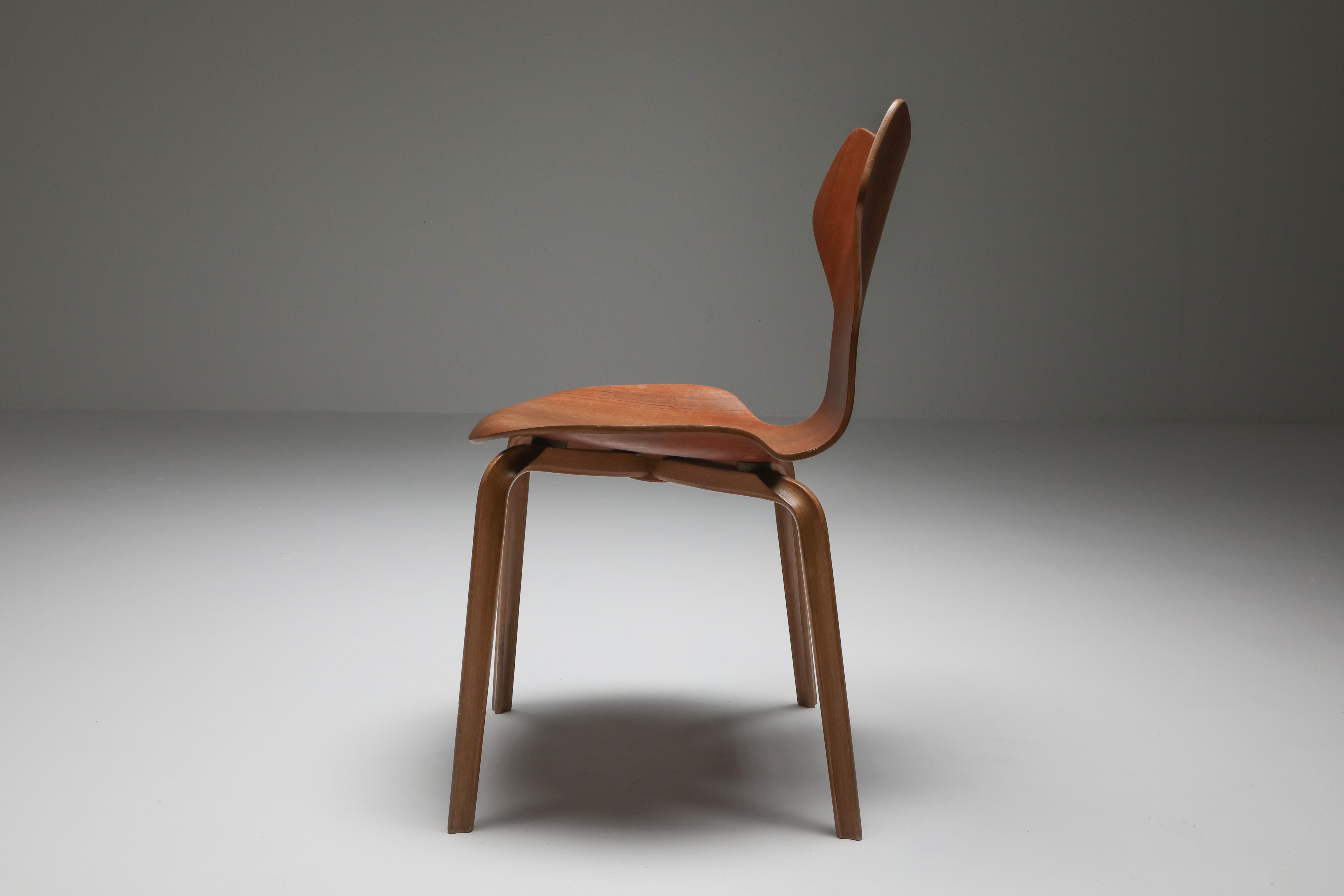 Danish Arne Jacobsen's Grand Prix Chair Fritz Hansen