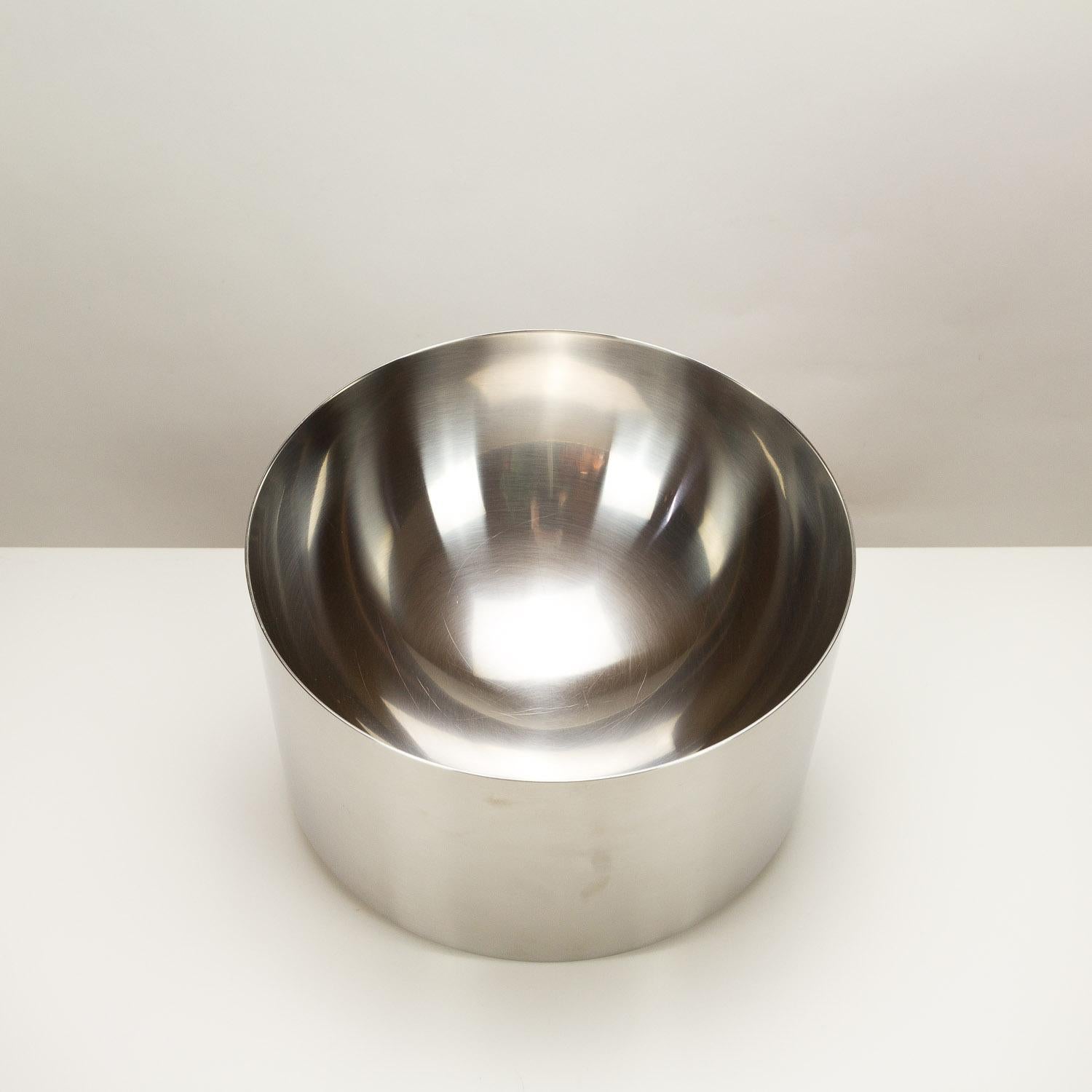 Mid-Century Modern Arne Jacobsen Salad Bowl for Stelton, Denmark, 1960s For Sale