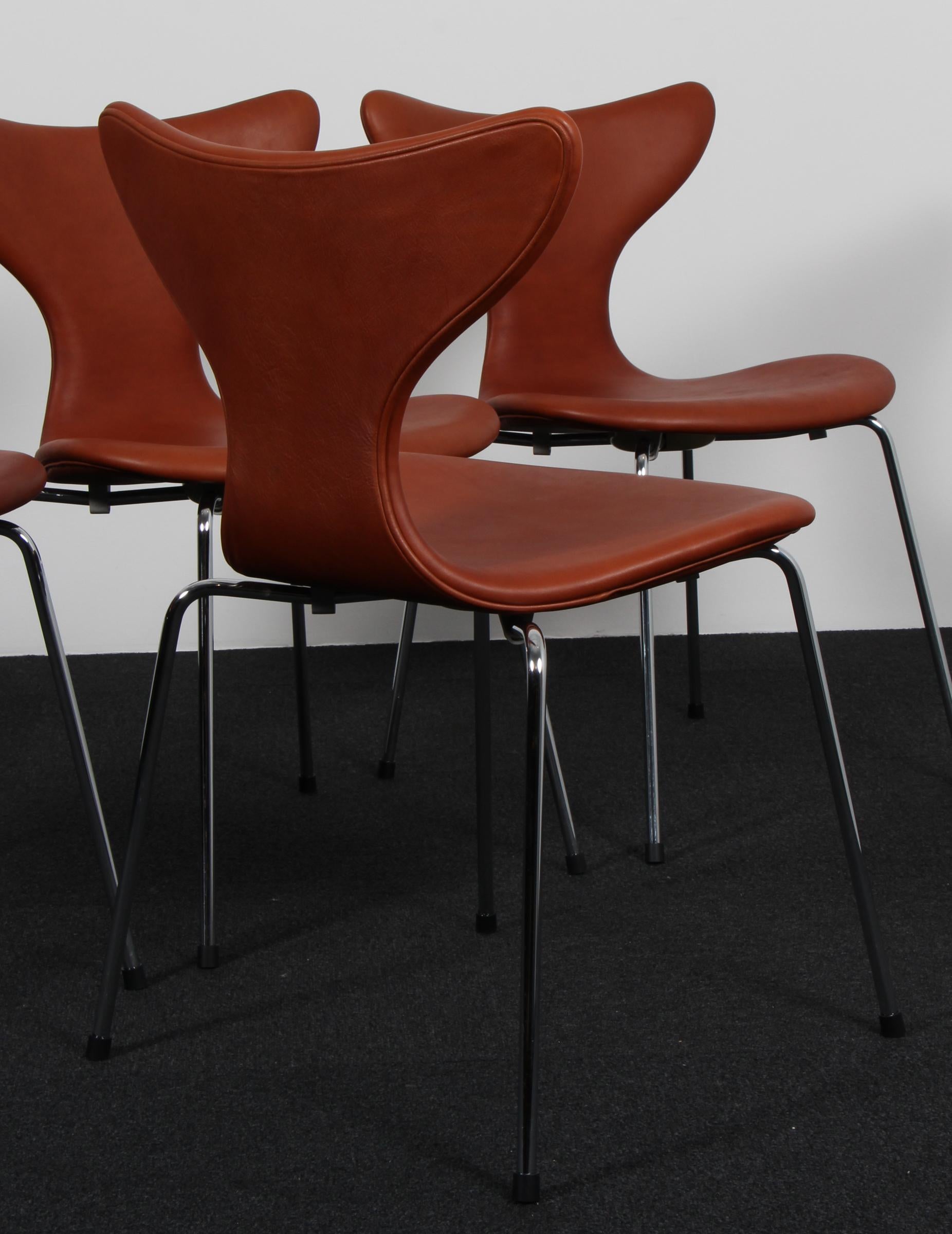 Metà XX secolo Arne Jacobsen, Gabbiano, Sedia da pranzo