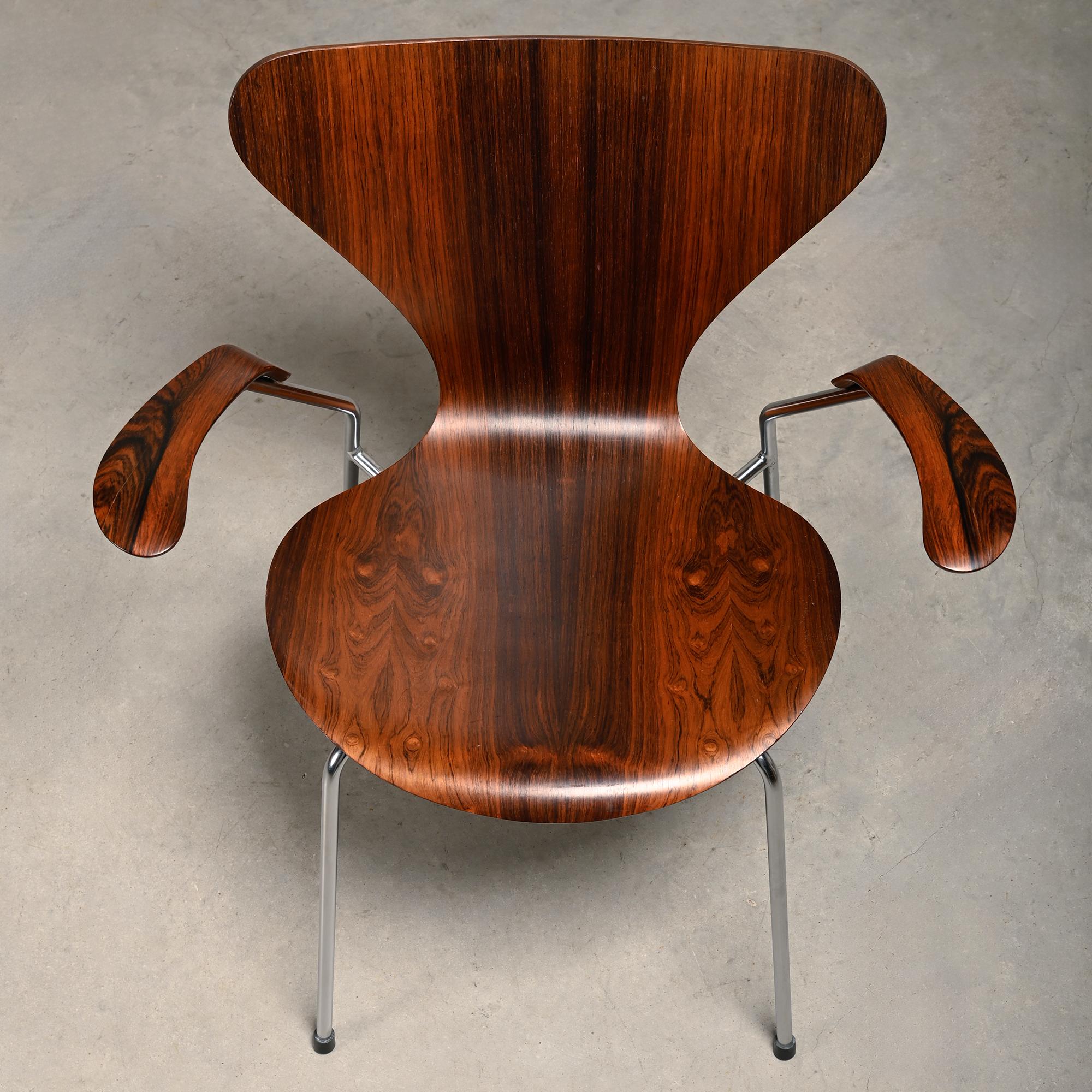 Arne Jacobsen Series 7 Armchair in Rosewood for Fritz Hansen Denmark 1960s en venta 2