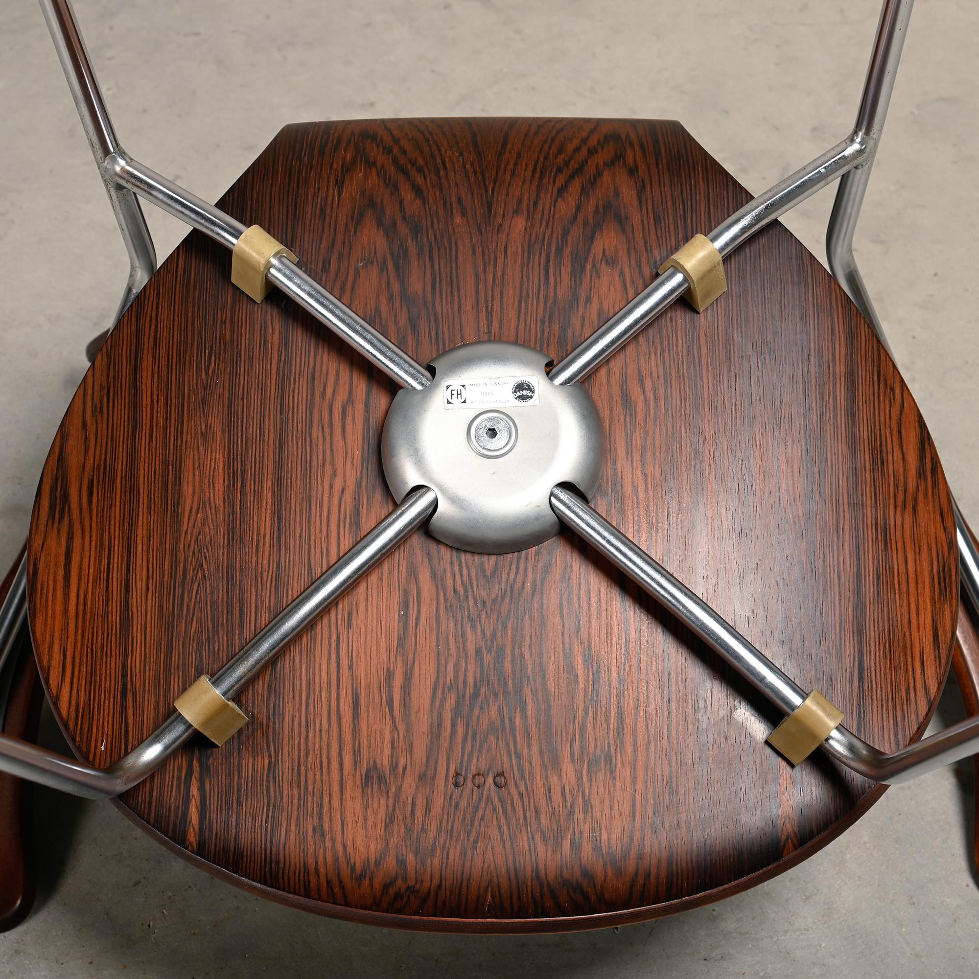 Arne Jacobsen Series 7 Armchair in Rosewood for Fritz Hansen Denmark 1960s en venta 11