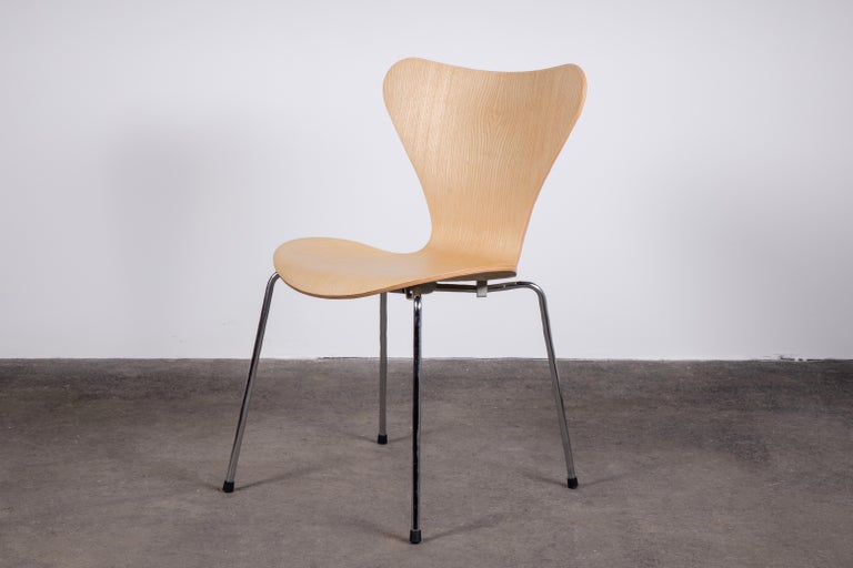 Danish Arne Jacobsen Series 7 Chair for Fritz Hansen in Natural Ash