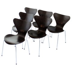 Vintage Arne Jacobsen Series 7 Chairs by Fritz Hansen