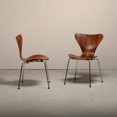 Arne Jacobsen Series 7 Chairs Rosewood Model 3107 for Fritz Hansen Denmark 1960s