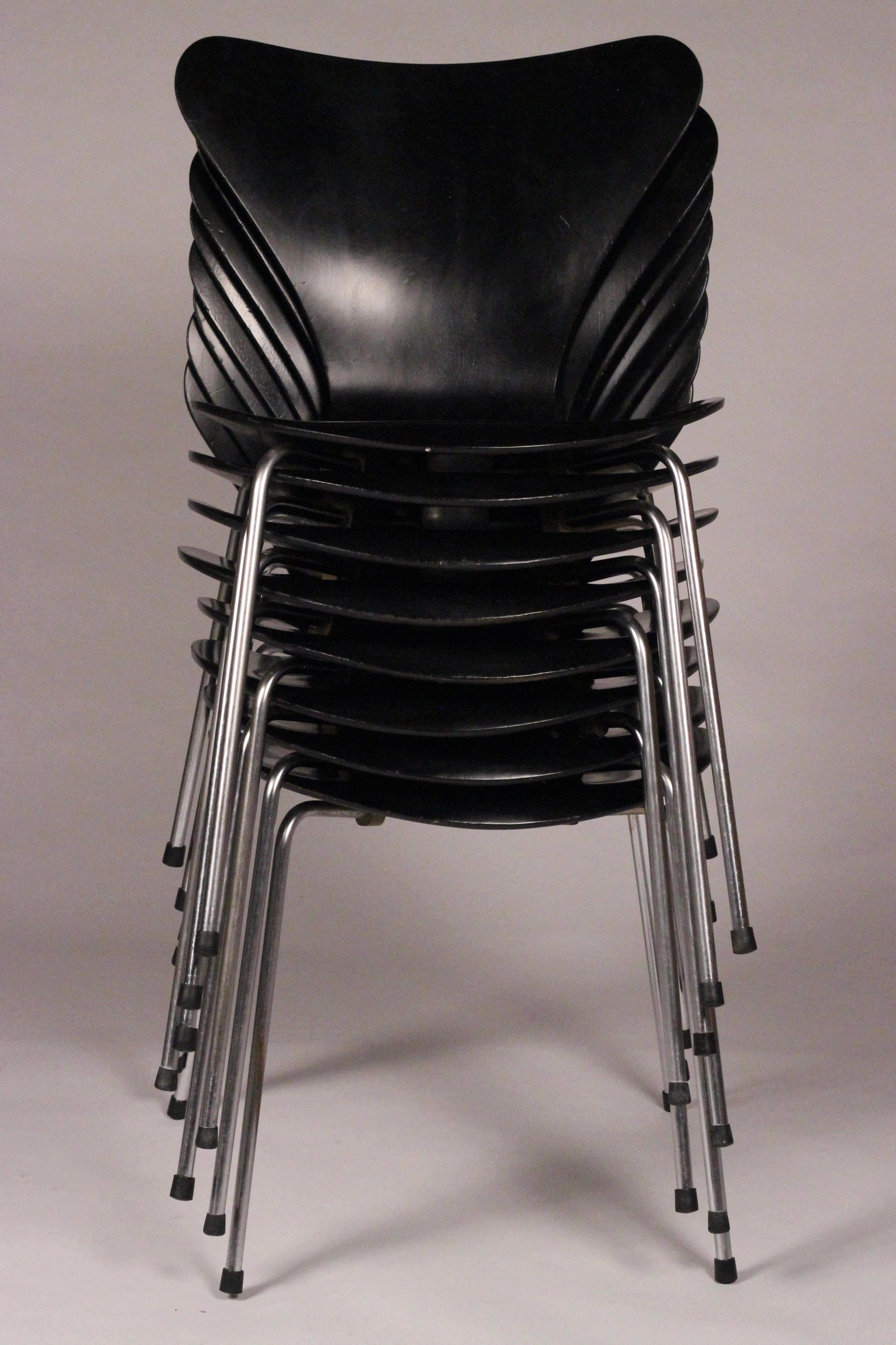 Chaises Arne Jacobsen Series 7 ou 3107 de Fritz Hansen, style mi-siècle moderne, 1964 en vente 1