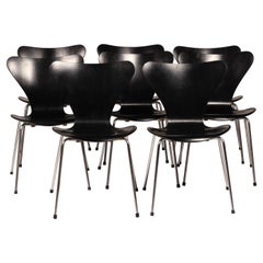 Arne Jacobsen Series 7 or 3107 Chairs by Fritz Hansen Mid Century Modern 1964