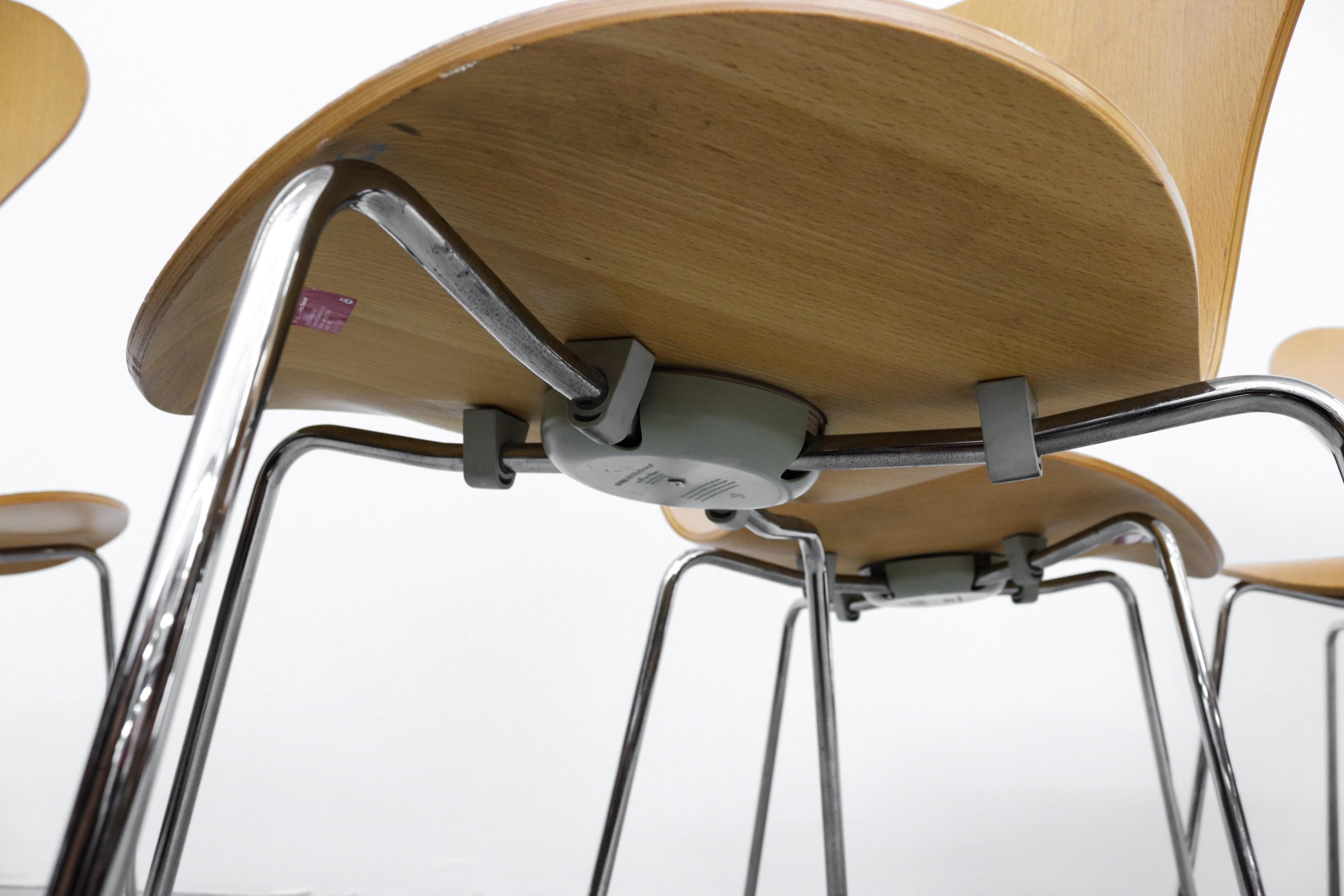 Chaises empilables série 7 en bois de hêtre d'Arne Jacobsen pour Fritz Hansen  en vente 6