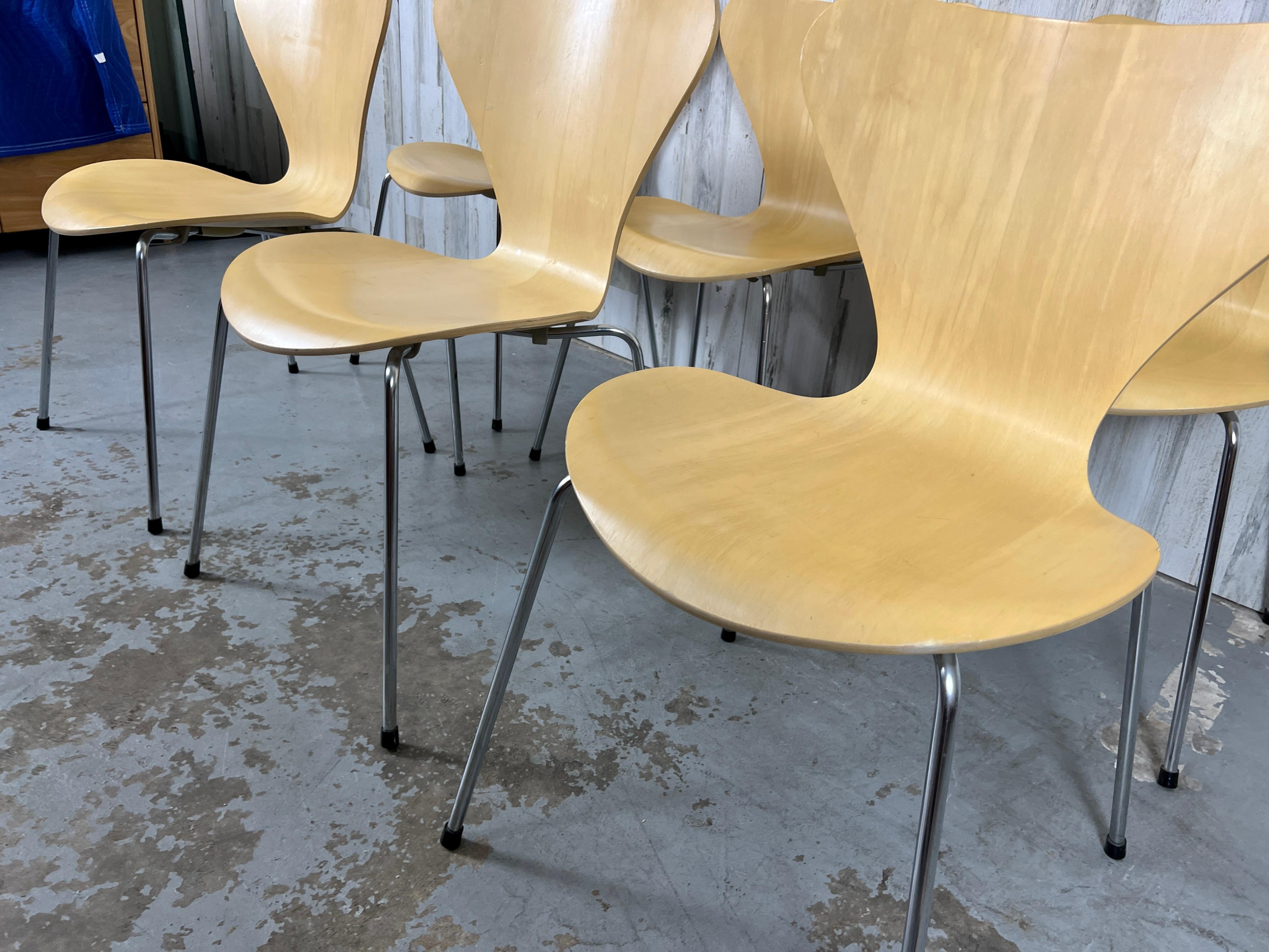 Beech Arne Jacobsen Series 7 Stackable Chairs for Fritz Hansen For Sale