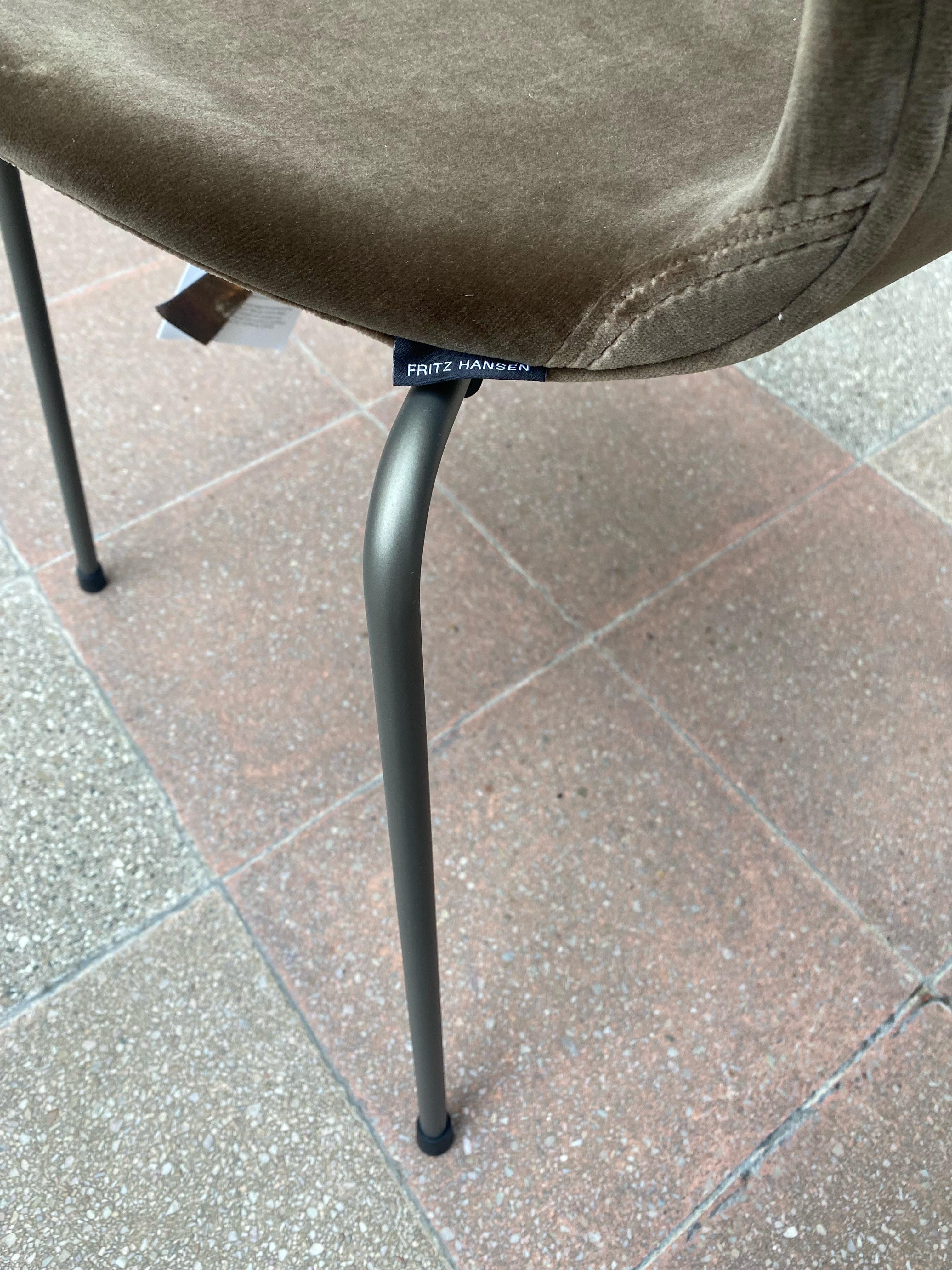 Arne Jacobsen - Série de 4 chaises Series 7 en vente 2