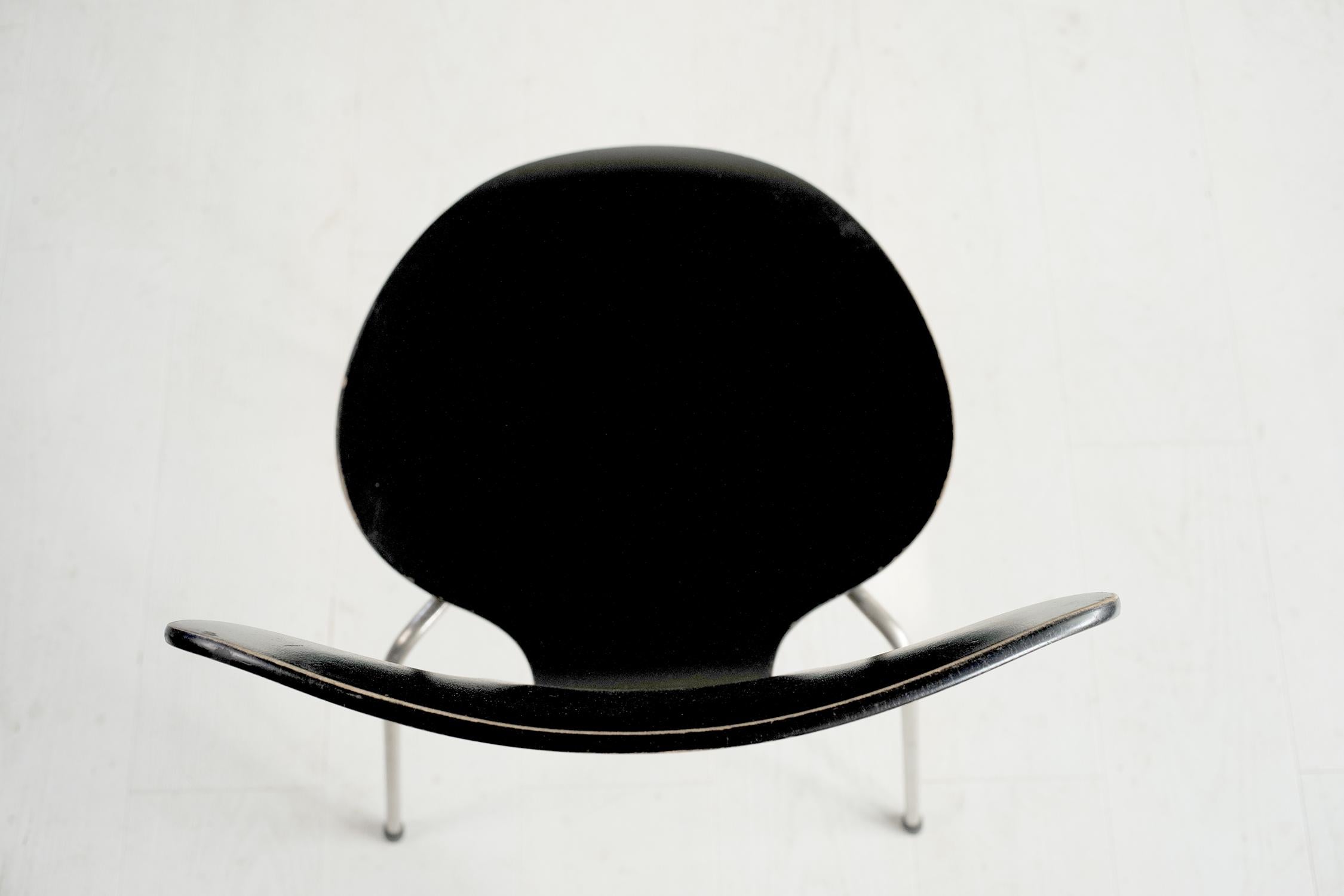 Mid-Century Modern Arne Jacobsen, Set of 3 Chairs 