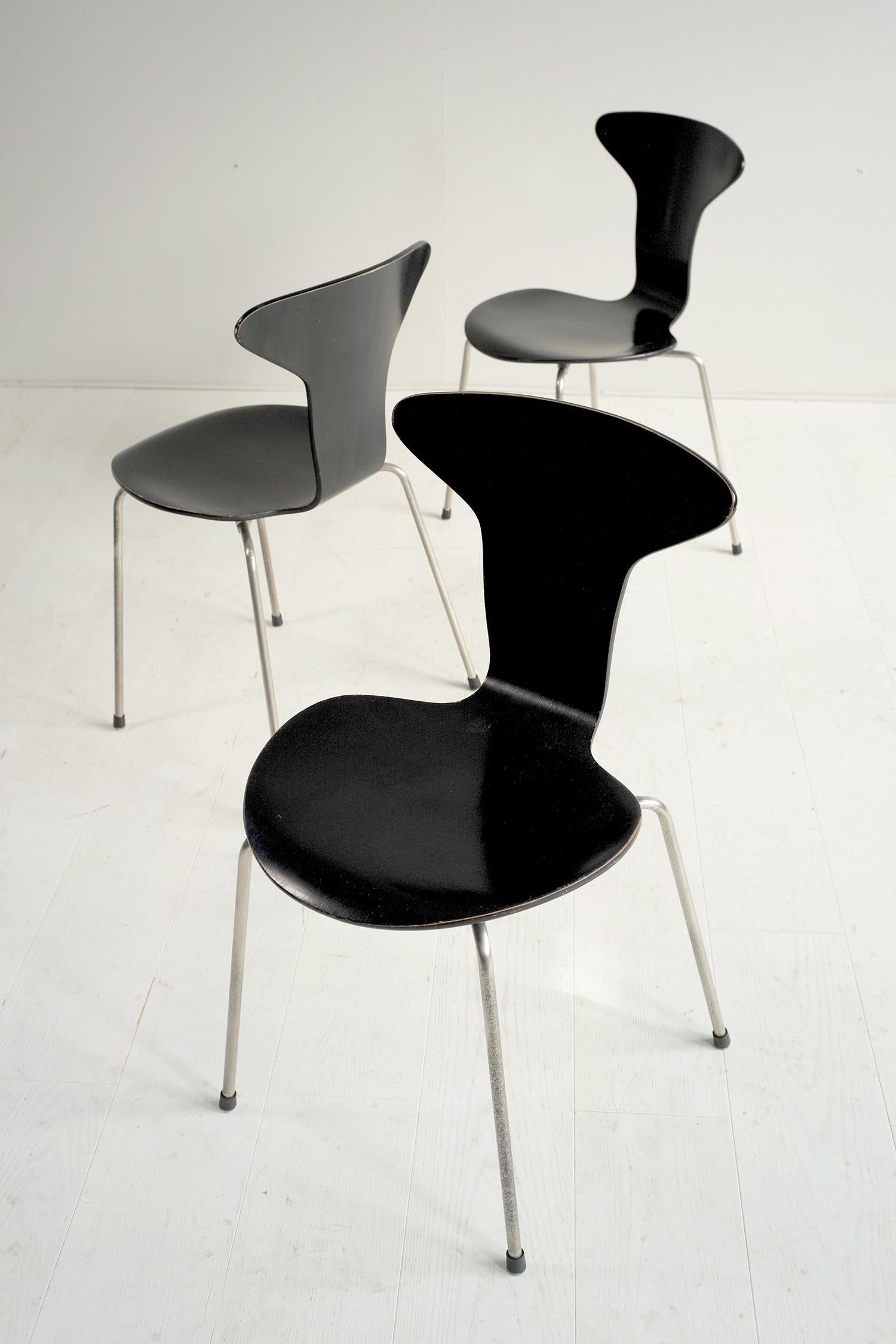 Danish Arne Jacobsen, Set of 3 Chairs 