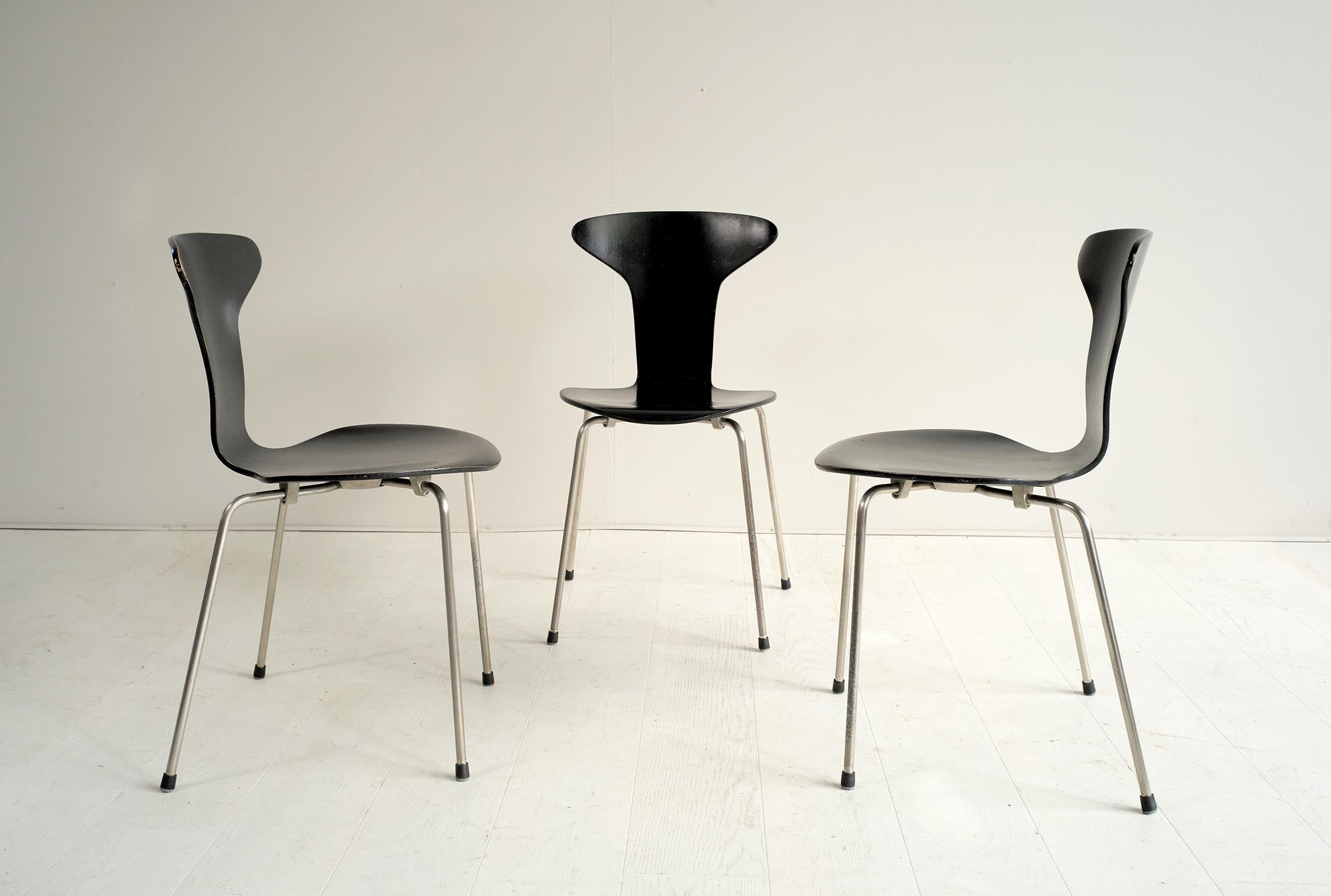 Arne Jacobsen, Set of 3 Chairs 