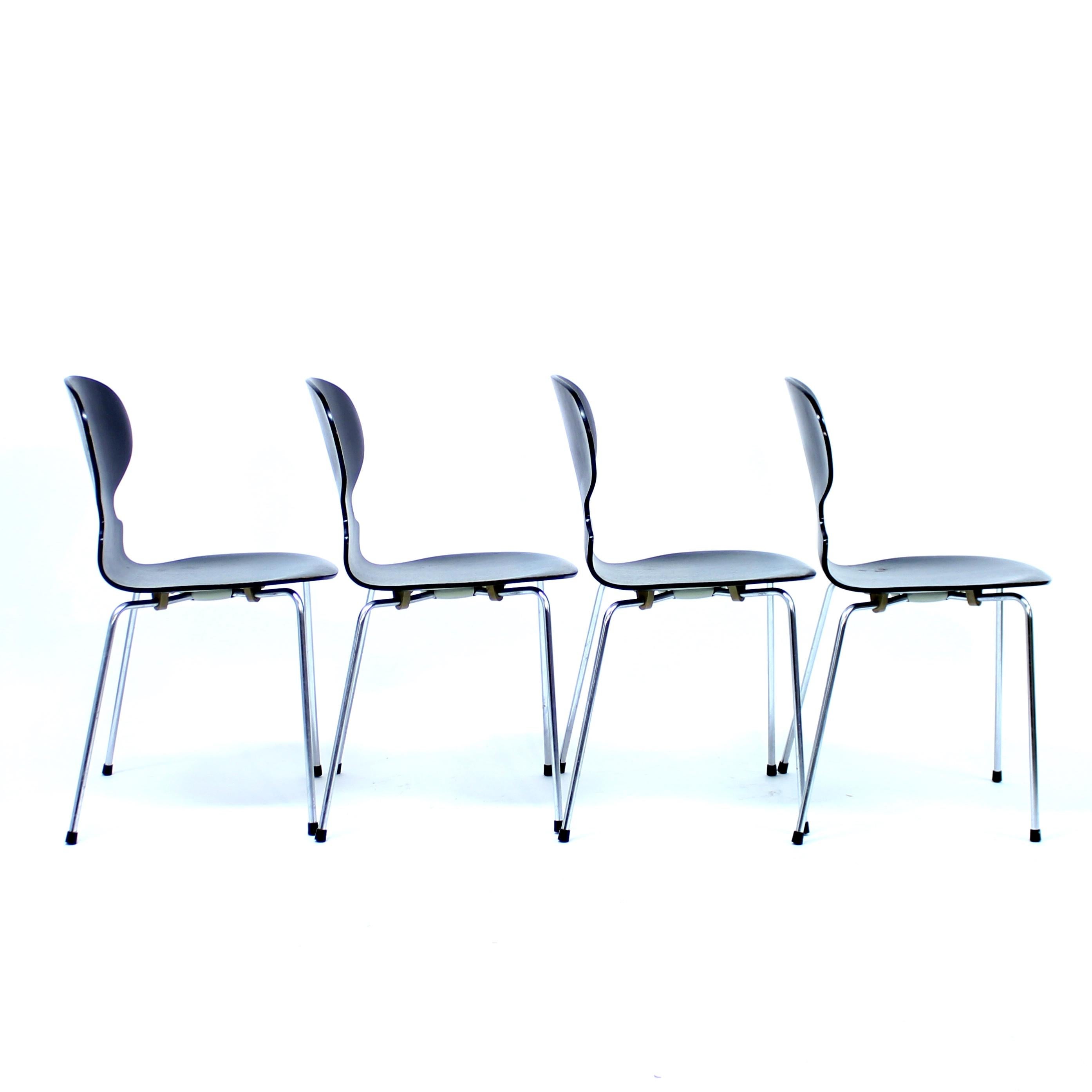 20th Century Arne Jacobsen, set of 4 Ant chairs, model, 3100, Fritz Hansen, 1969