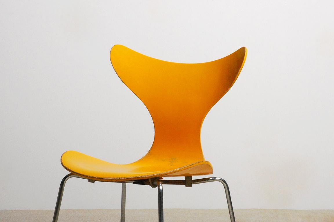 Molded Arne Jacobsen, Set of 5 Lily Chairs for Fritz Hansen, 1968