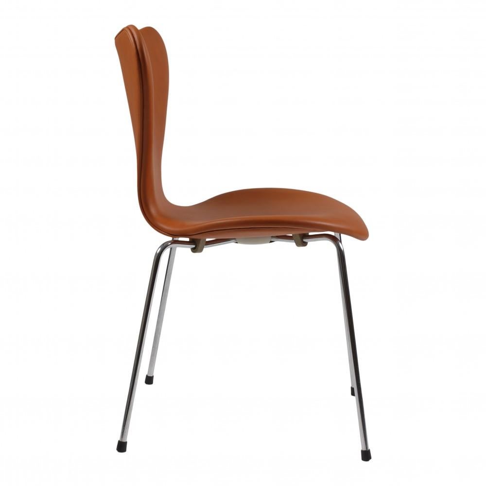 Danish Arne Jacobsen Seven Chair, 3107, Newly Upholstered with Cognac Classic Leather For Sale