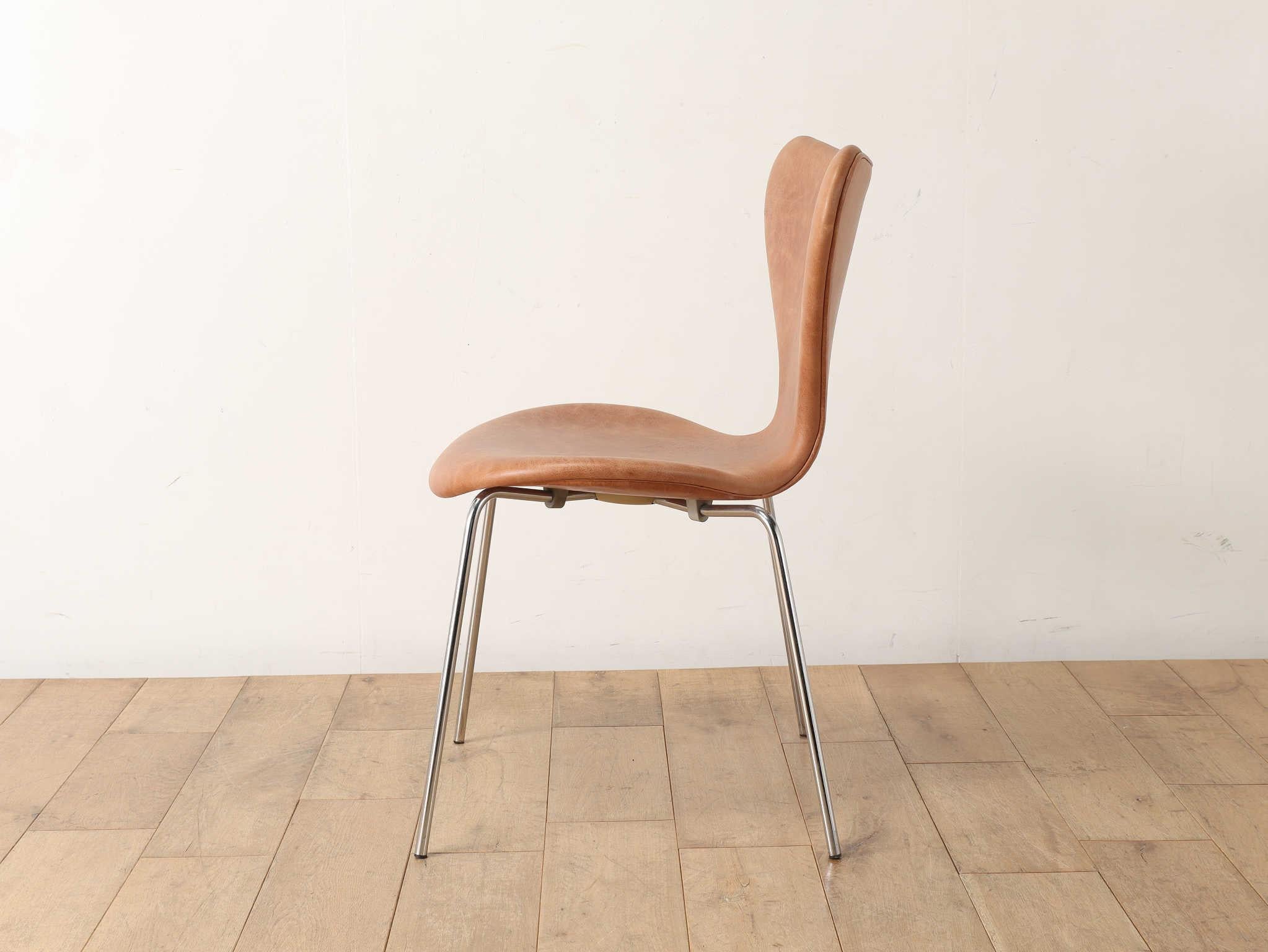 Arne Jacobsen Sieben Stuhl aus Leder FH3107 im Angebot 7