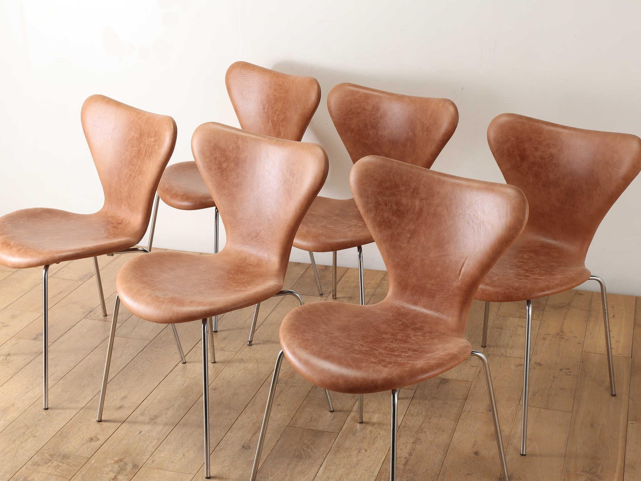 Arne Jacobsen Sieben Stuhl aus Leder FH3107 (Moderne der Mitte des Jahrhunderts) im Angebot