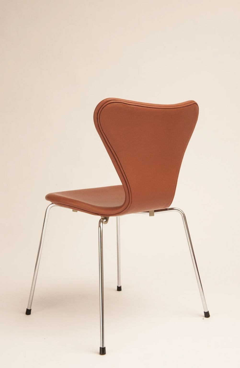 Polychromed Arne Jacobsen Seven Dining Chairs Model 3107, Set of Six