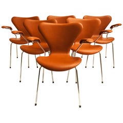 Esszimmerstühle "Modell 3207" der Serie 7 von Arne Jacobsen, Sechserset
