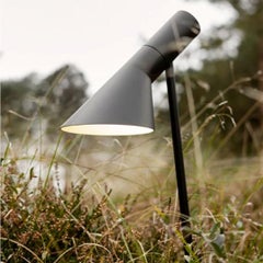 Arne Jacobsen Short 'AJ Garden' Black Bollard with Base Mount for Louis Poulsen