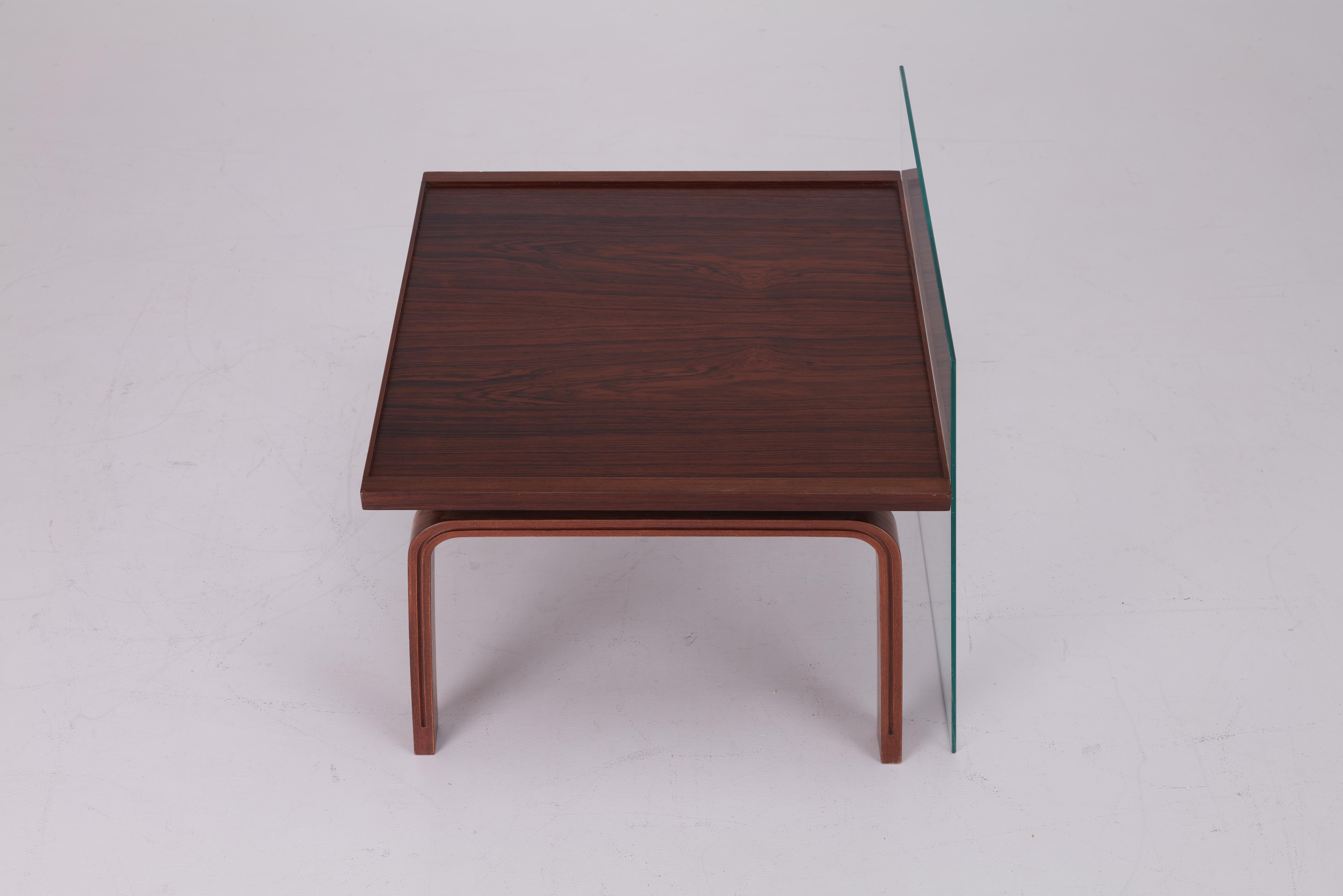Beistelltisch aus brasilianischem Rosenholz von Arne Jacobsen für Fritz Hansen, St. Catherine's St. Catherine's (20. Jahrhundert) im Angebot
