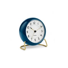 Horloge de table « Station » d'Arne Jacobsen, bleue, Ø 4,3 pouces