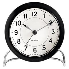 Orologio da tavolo "Station" di Arne Jacobsen, bianco, Ø 4,3 pollici