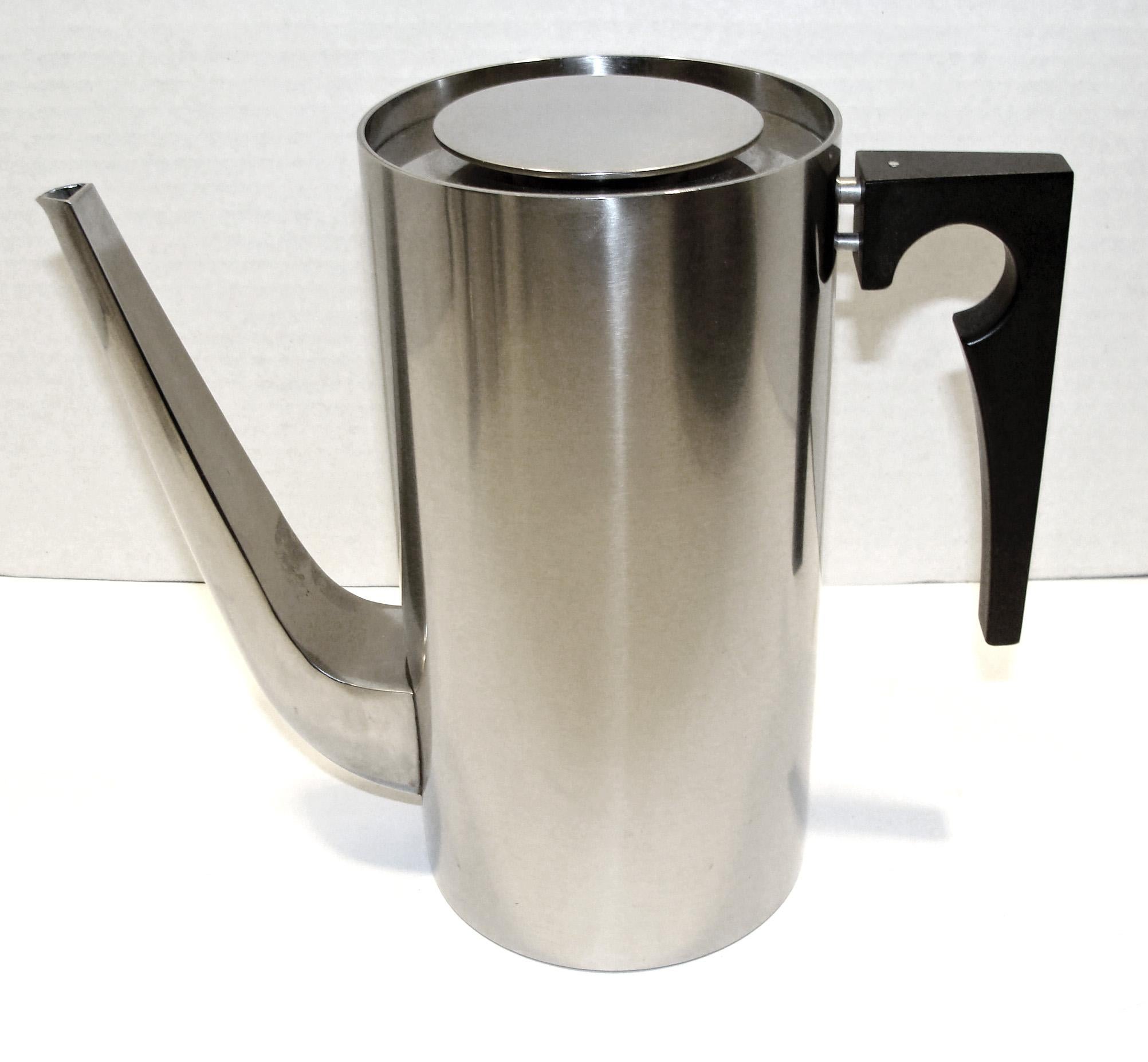 Scandinavian Modern Arne Jacobsen Stelton Cylinda Beverage Set, Denmark For Sale