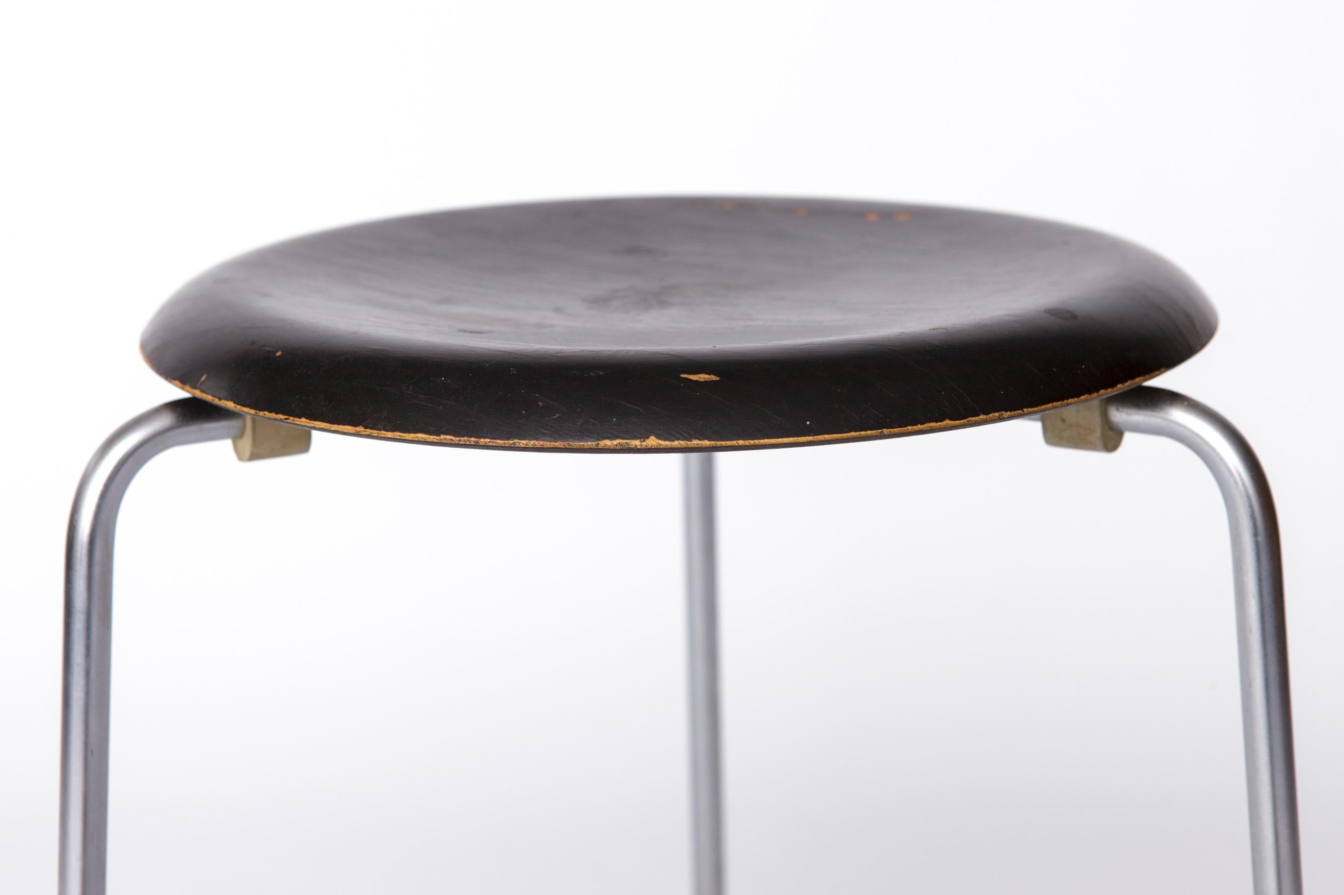 Mid-Century moderno Sgabello Arne Jacobsen per Fritz Hansen, Dot Dot 3170, 1950 Vintage in vendita