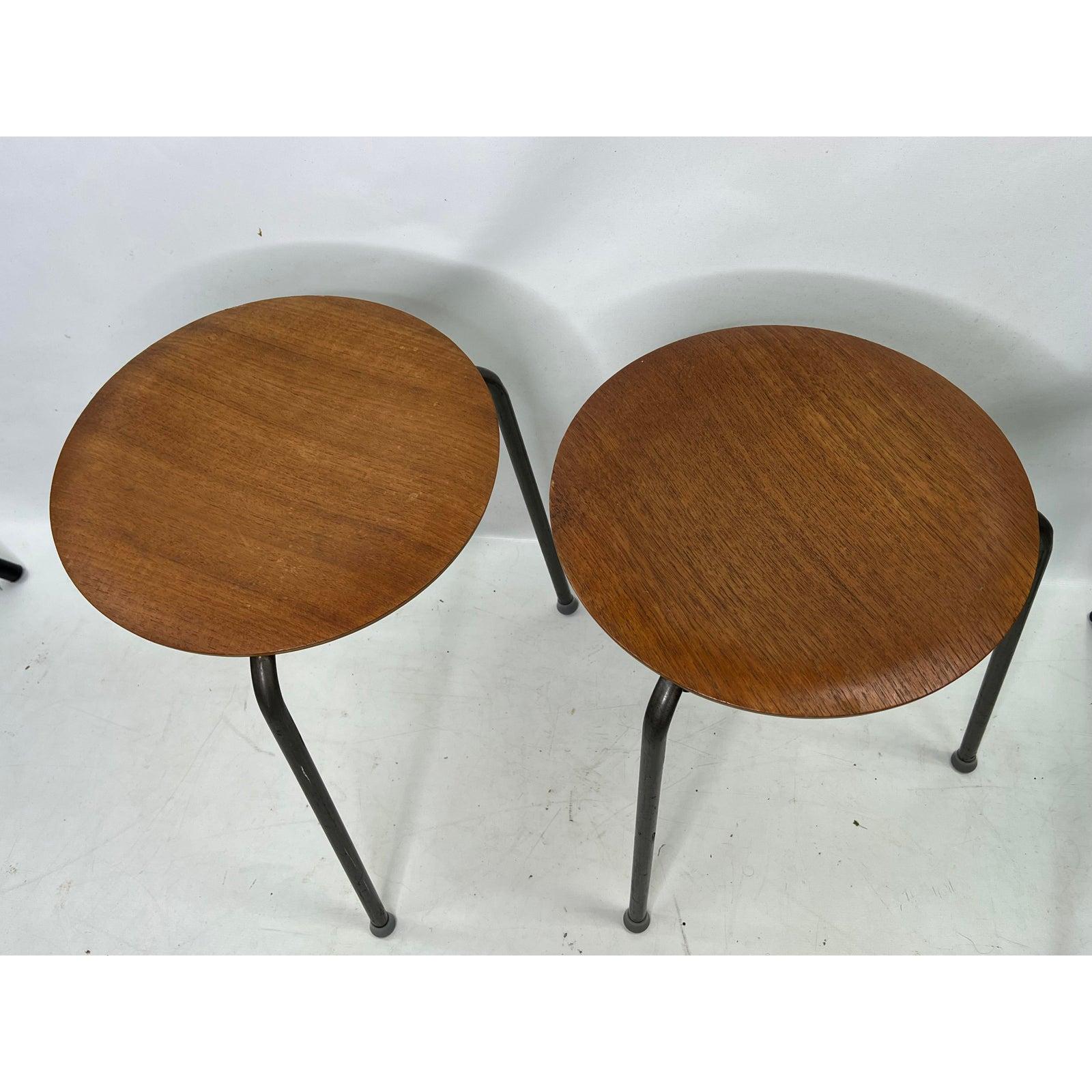 ball shaped stools