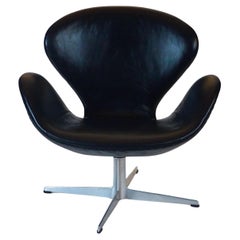 Arne Jacobsen Swan Armchair in Black Leather Arne Jacobsen Swan Armchair in Black Leather