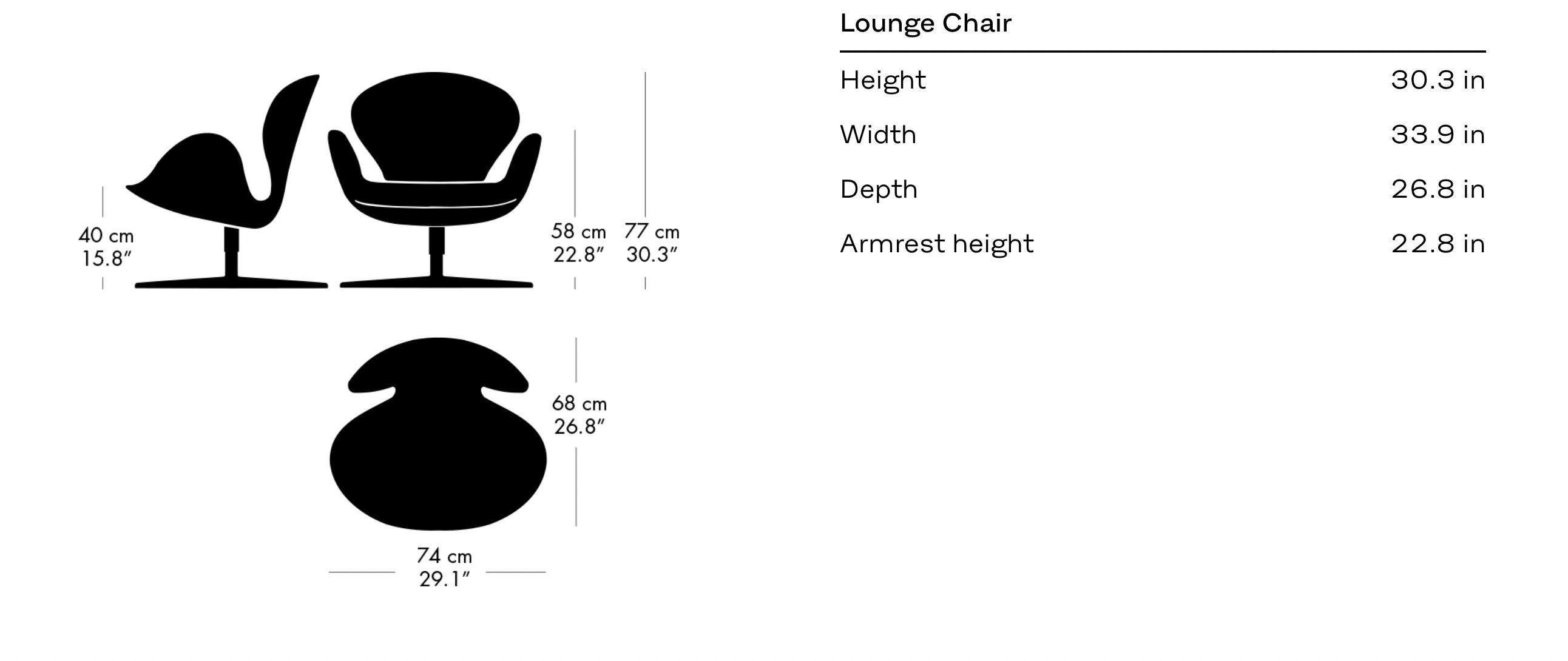 Arne Jacobsen 'Swan' Chair for Fritz Hansen in Leather Upholstery (Cat. 3) For Sale 6