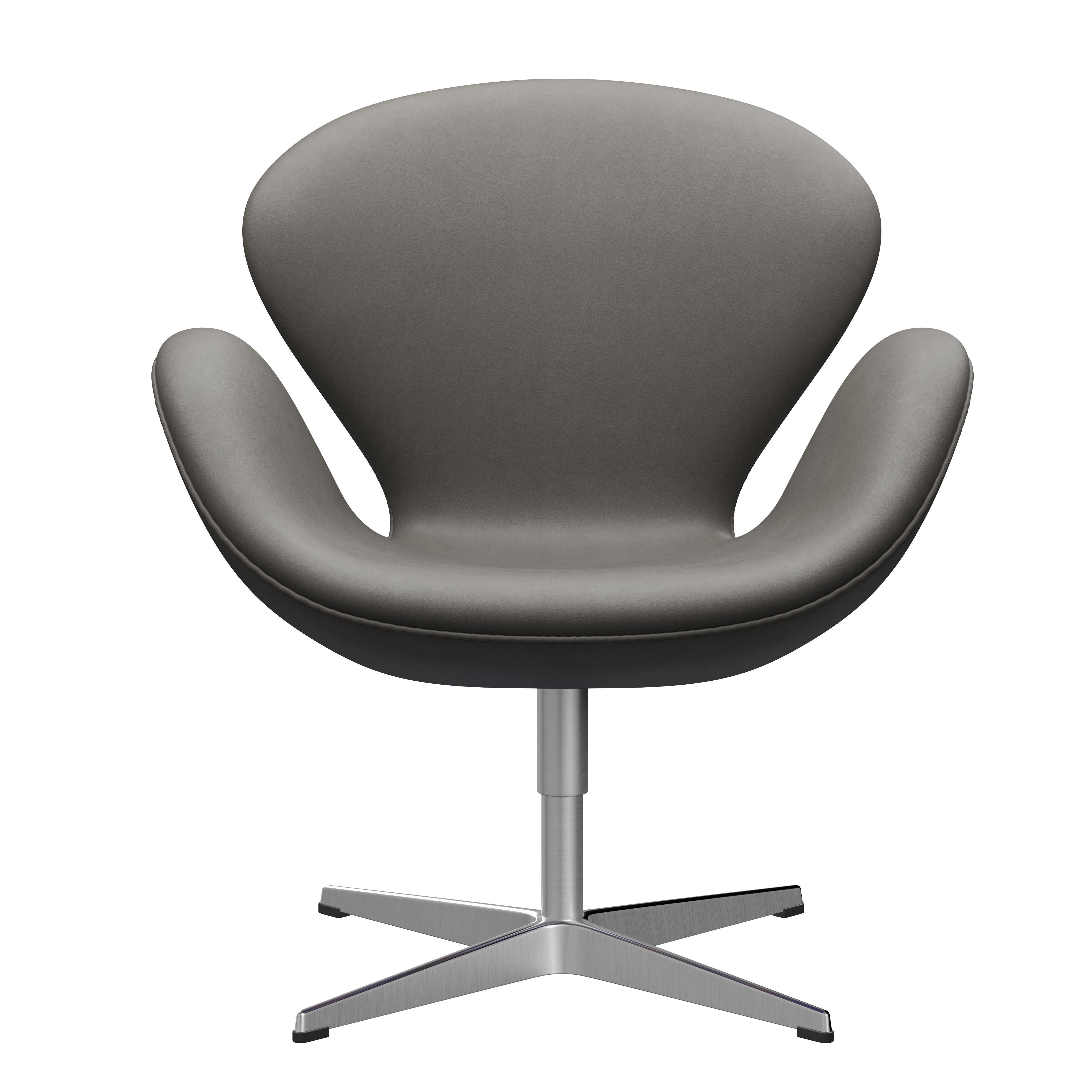 Arne Jacobsen 'Swan' Chair for Fritz Hansen in Leather Upholstery (Cat. 3) For Sale 8