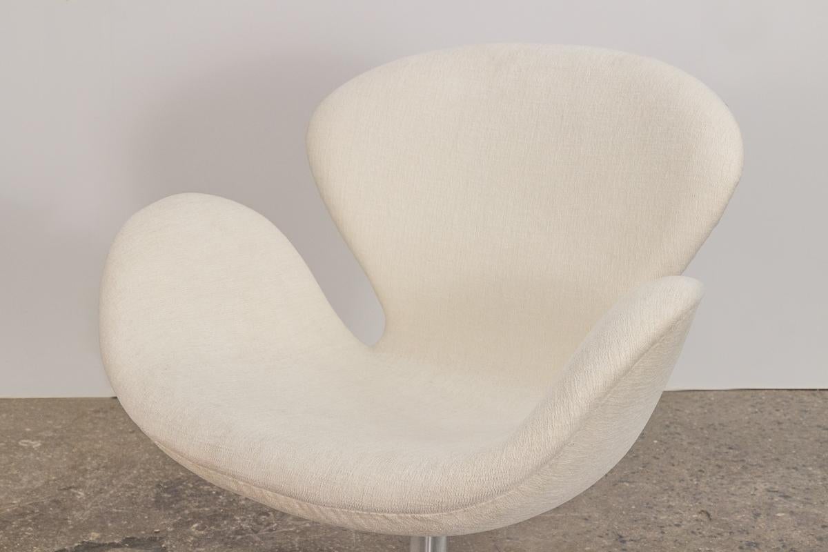 swan chair for sale