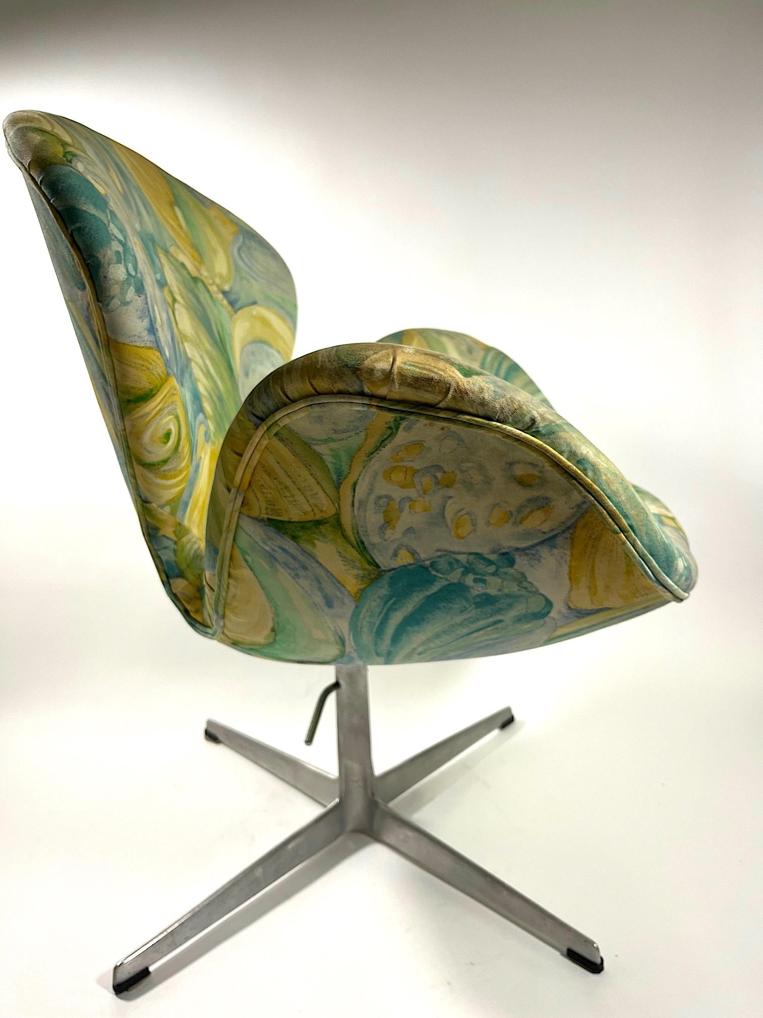 Arne Jacobsen Schwan Stuhl (Polster) im Angebot