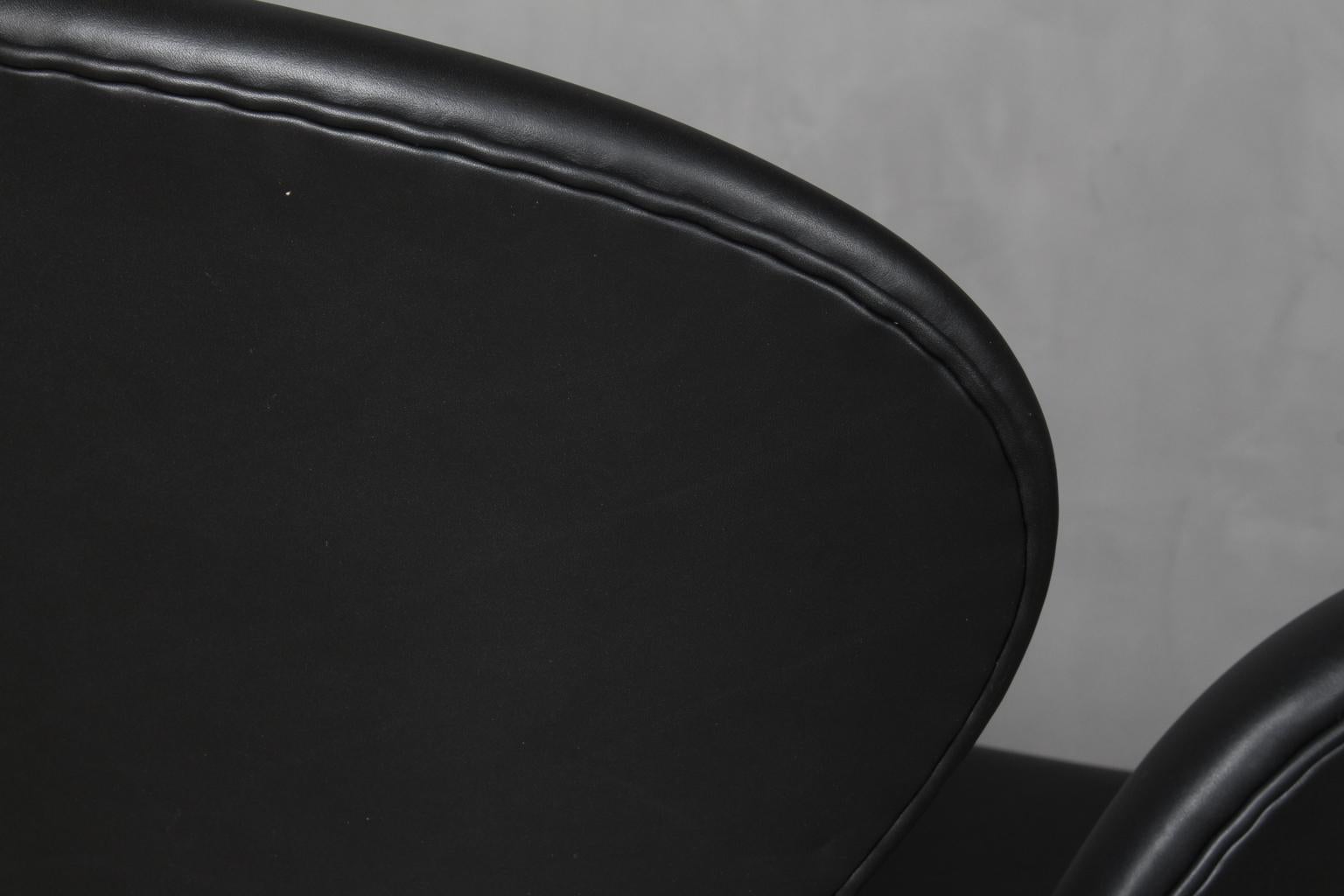 Silla Cisne Arne Jacobsen Cuero en venta