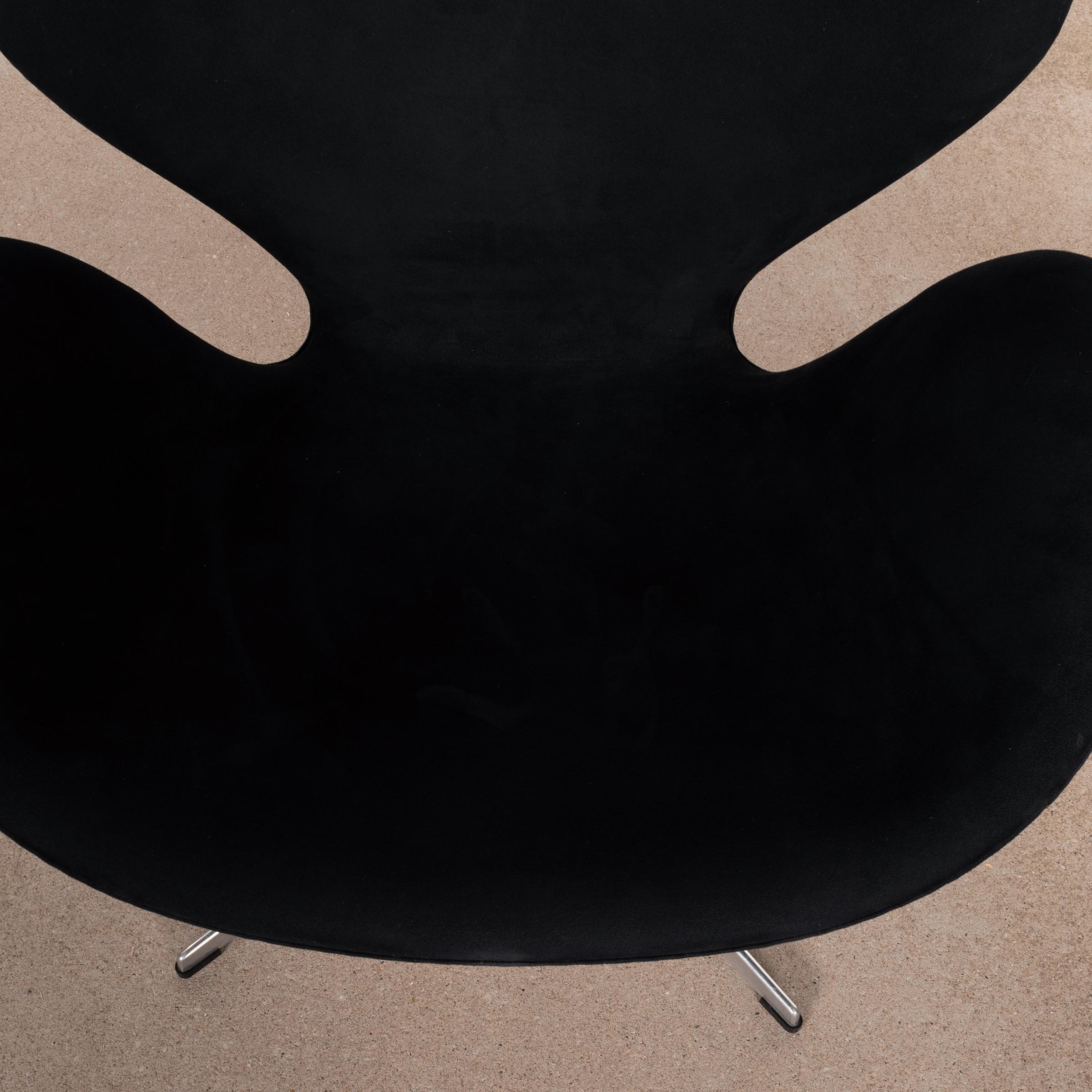 Upholstery Arne Jacobsen Swan Chair in Black Alcantara for Fritz Hansen, Denmark