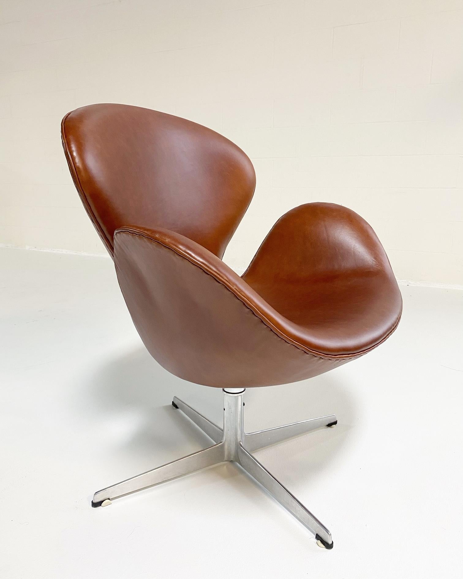 Danish Arne Jacobsen Swan Chair in Leather
