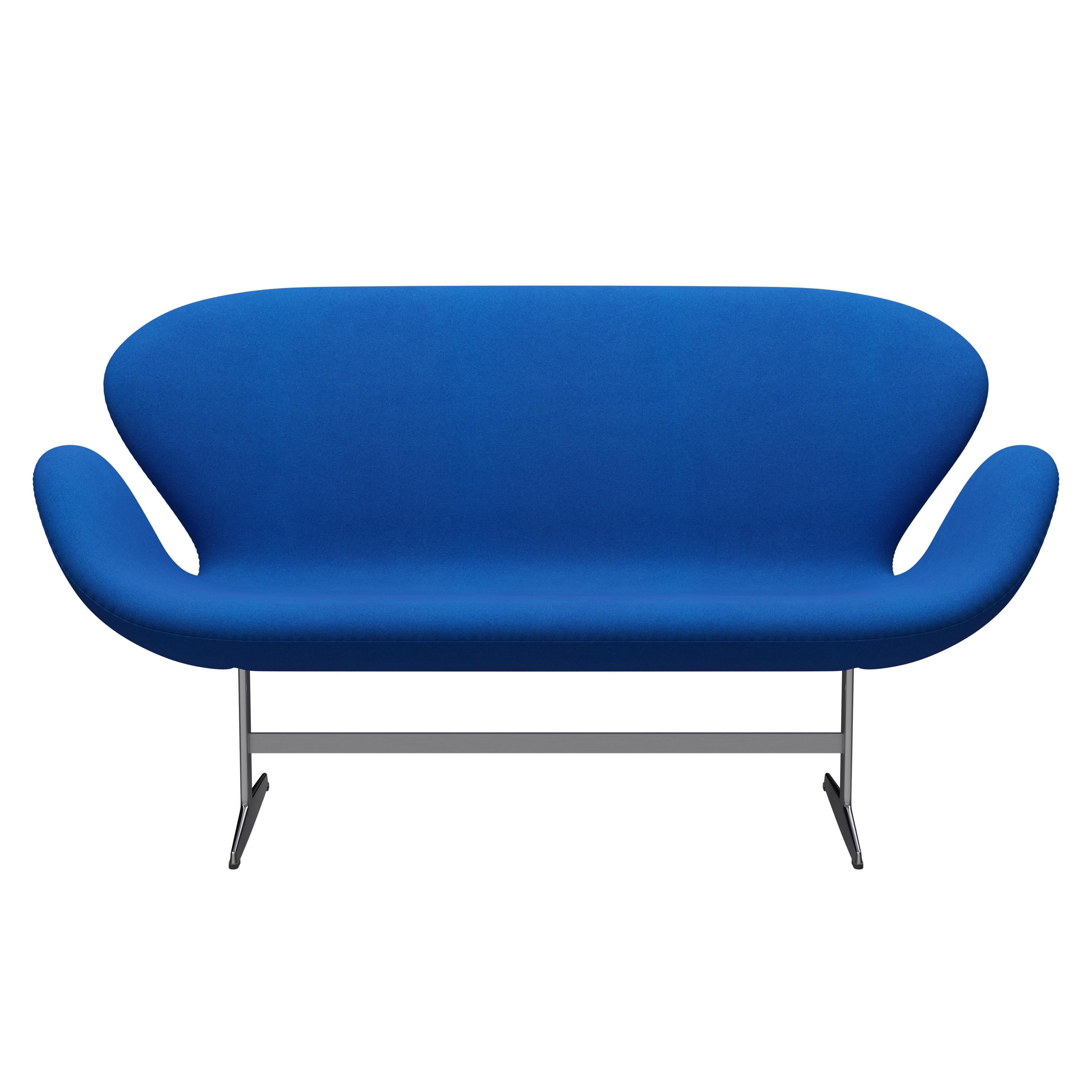 Arne Jacobsen 'Swan' Sofa for Fritz Hansen in Fabric Upholstery (Cat. 1) For Sale 3