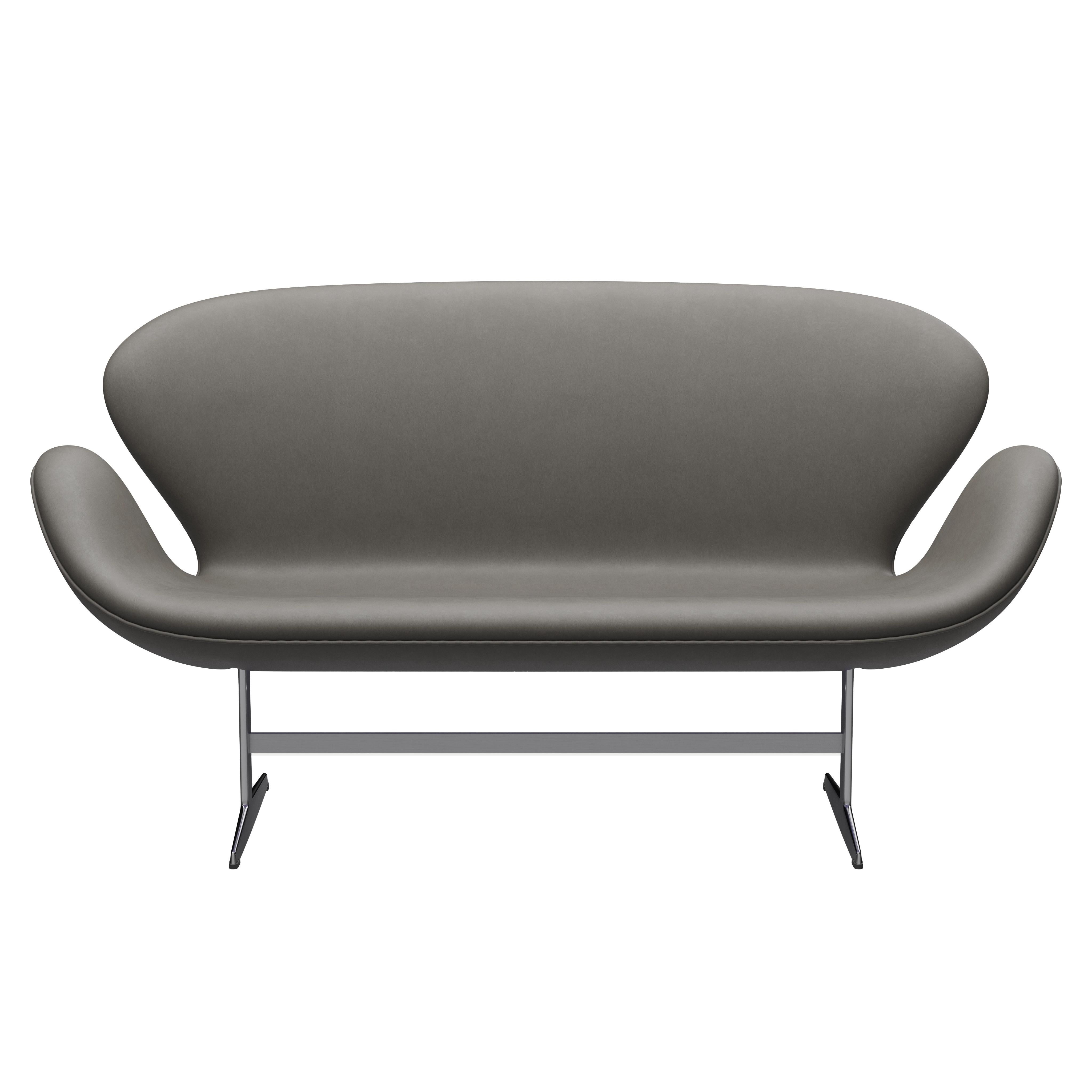 Arne Jacobsen 'Swan' Sofa for Fritz Hansen in Leather Upholstery (Cat. 3) For Sale 2