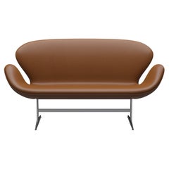 Arne Jacobsen 'Swan' Sofa for Fritz Hansen in Leather Upholstery (Cat. 4)
