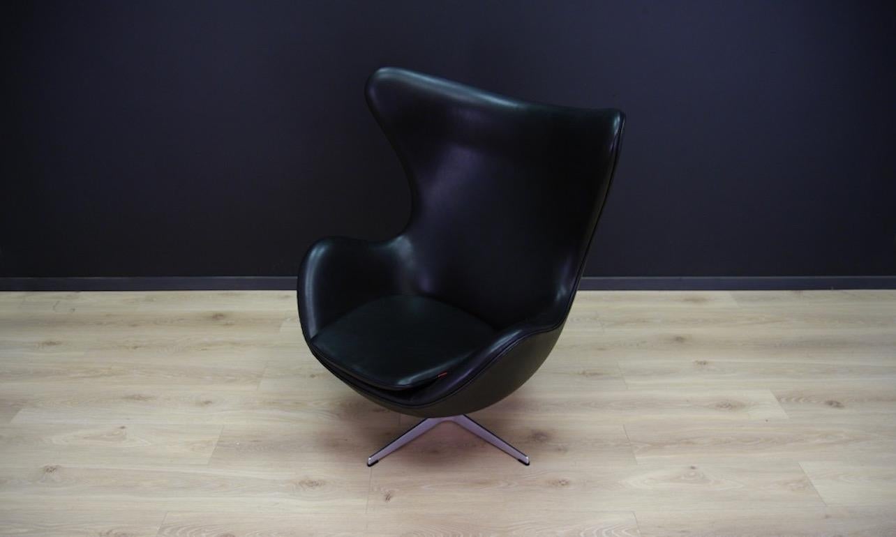 Arne Jacobsen the Egg Chair Elegance Leather Black For Sale 7