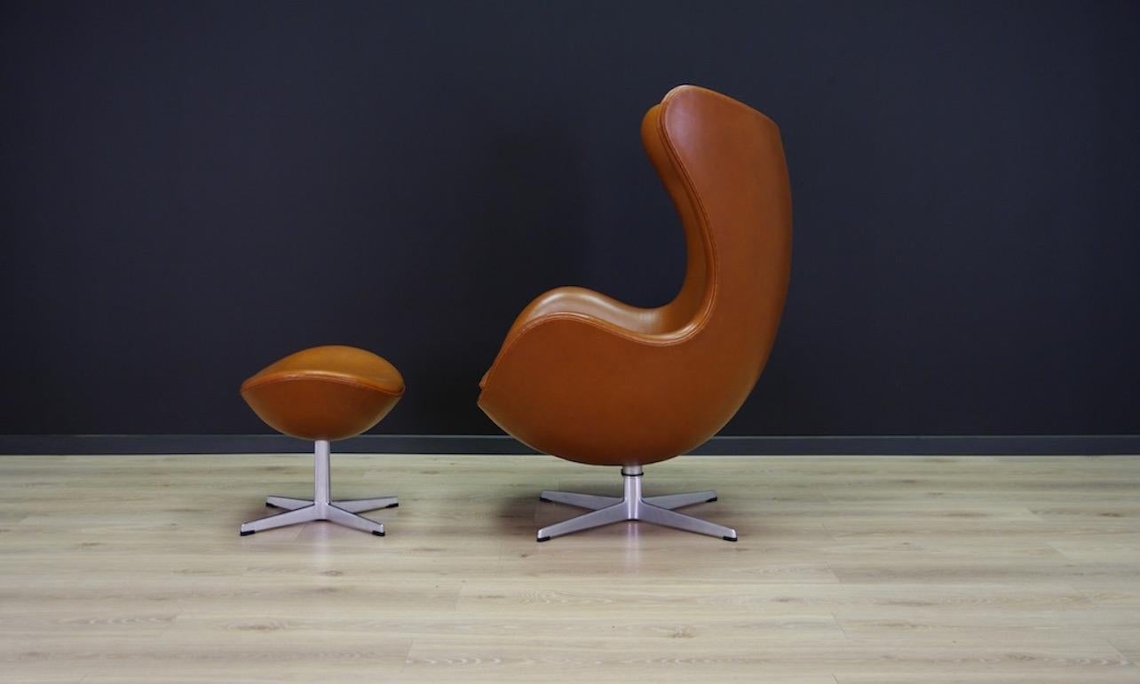 Scandinavian Arne Jacobsen The Egg Chair Footrest Danish Design