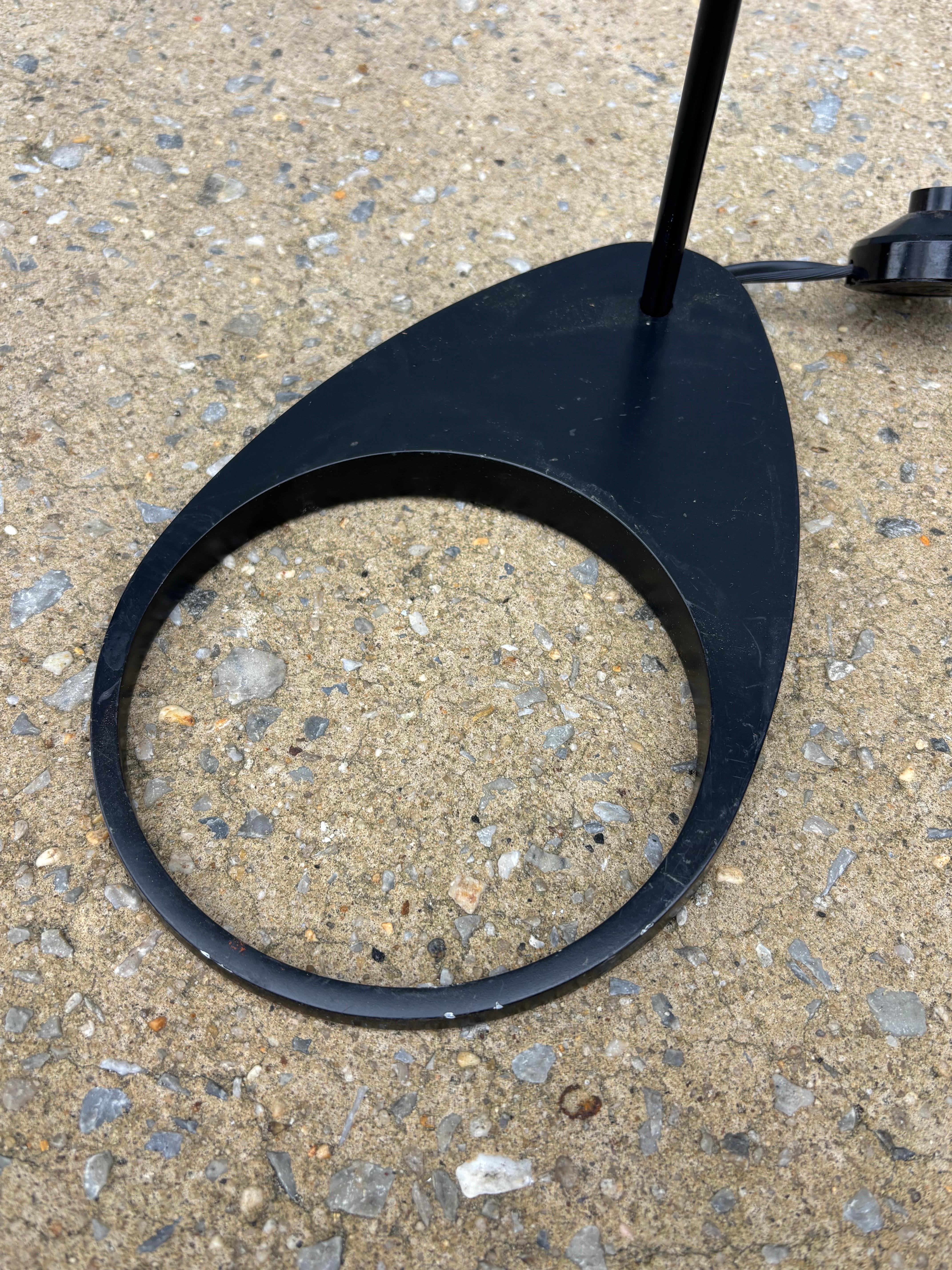 Danese Lampada da terra Visor di Arne Jacobsen per Louis Poulsen Lighting in vendita