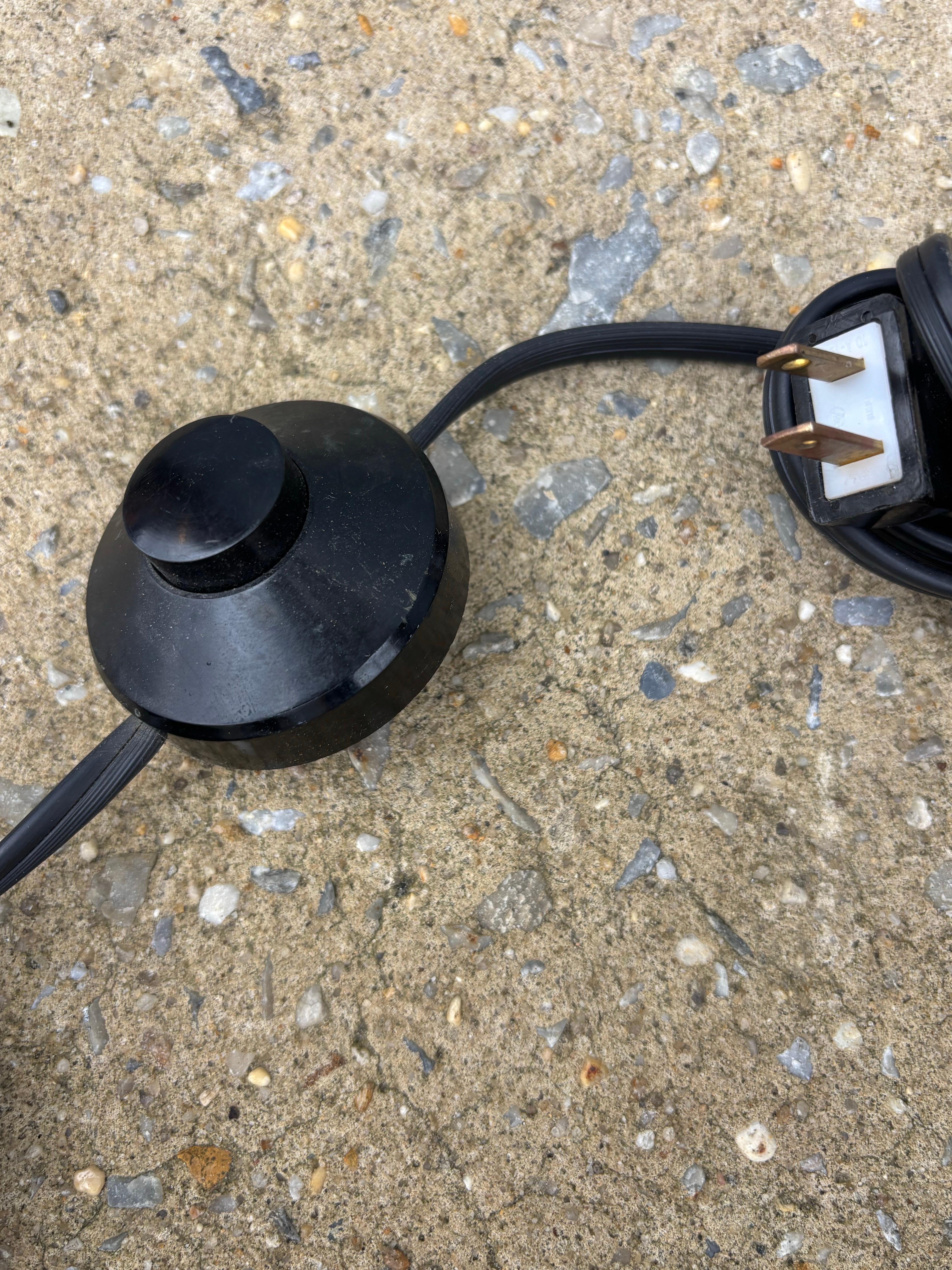 Metallo Lampada da terra Visor di Arne Jacobsen per Louis Poulsen Lighting in vendita